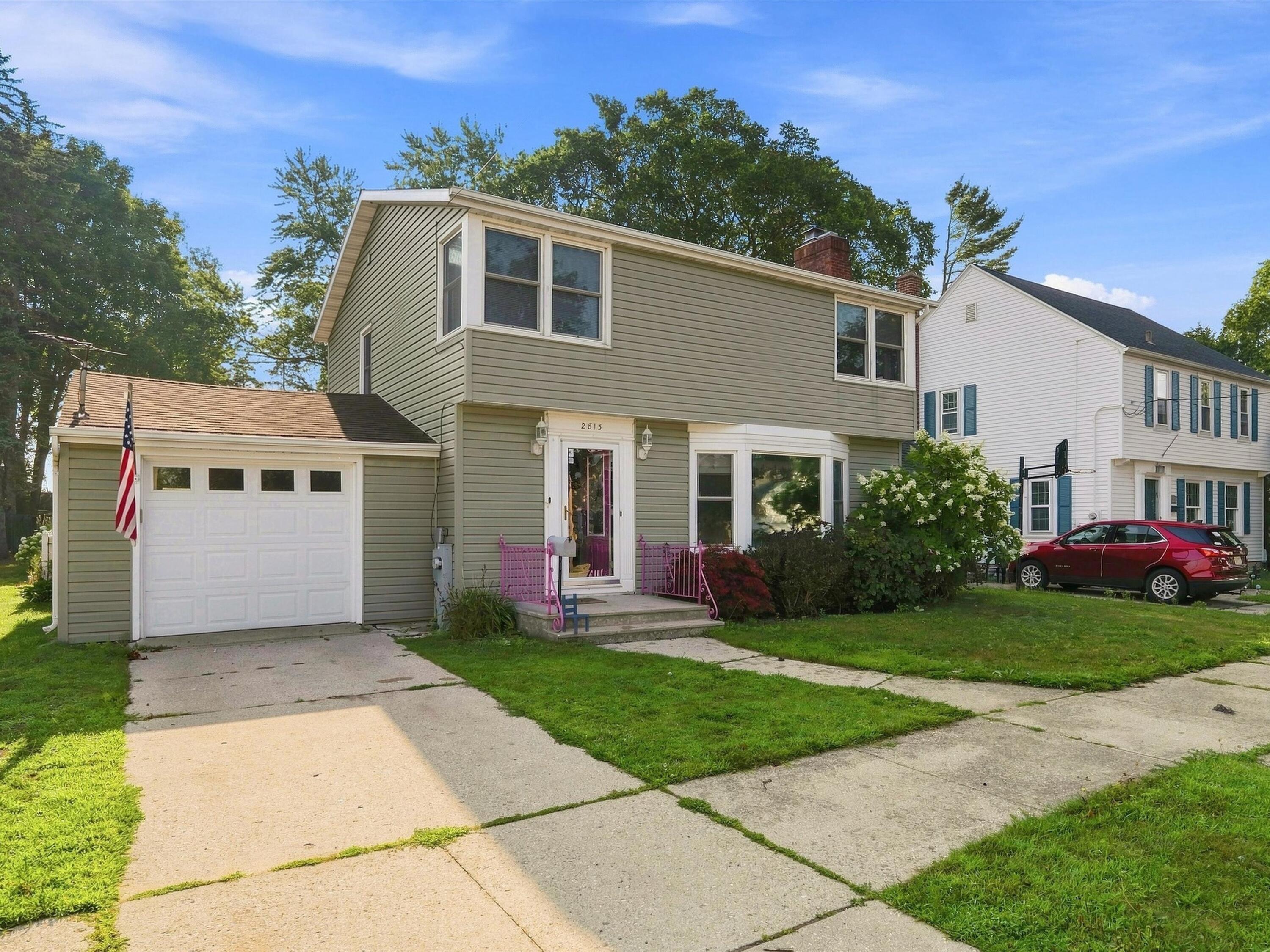 2815 School St Property Photo 1