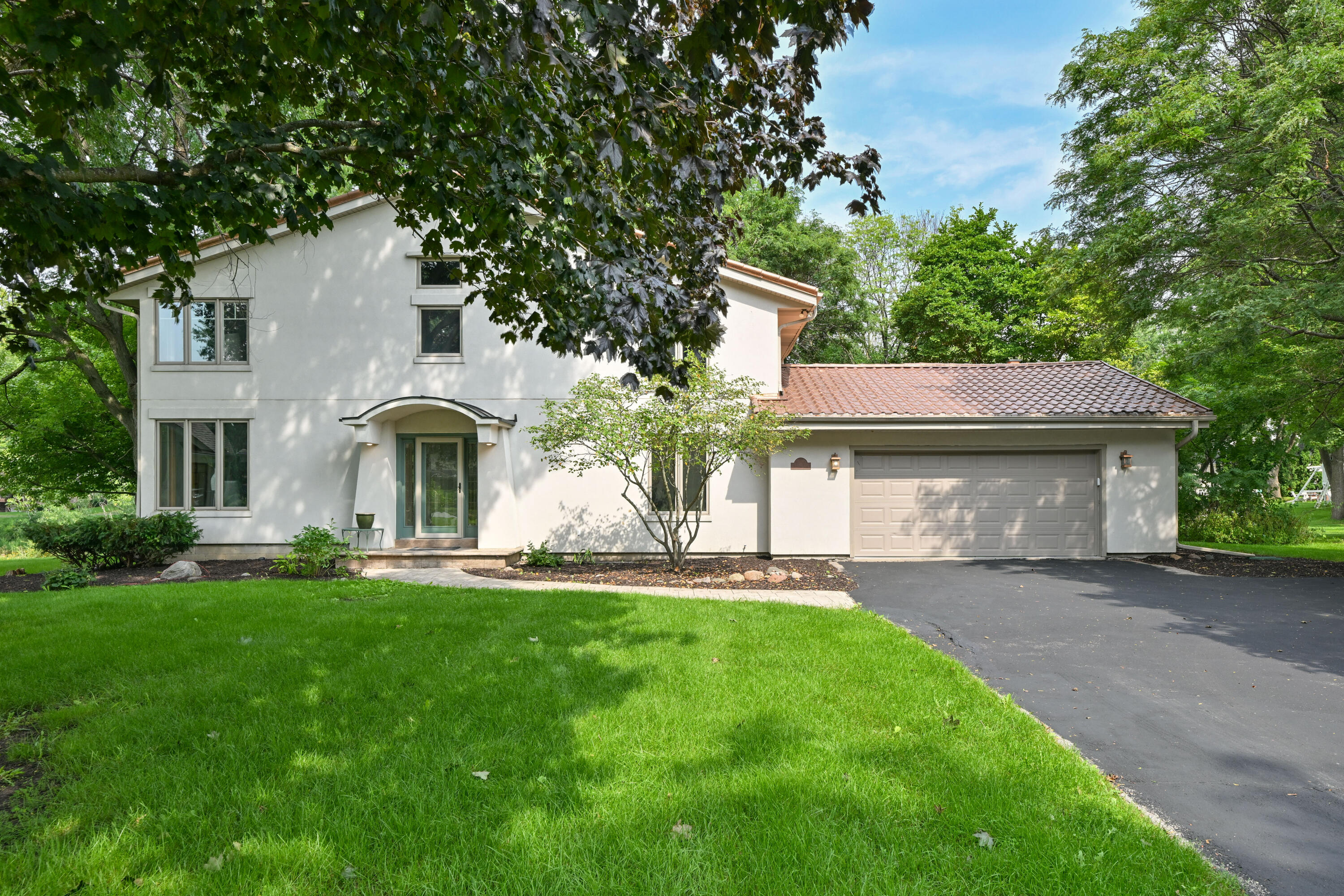 15270 Red Fox Ln