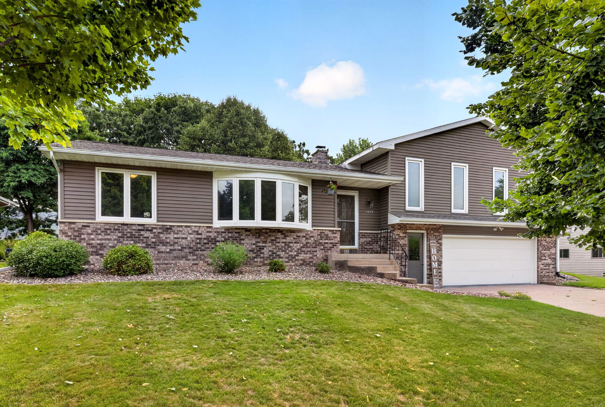 1024 Park Ridge Dr Property Photo 1
