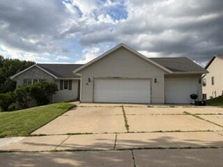 32 E Sunset Dr Property Photo 1