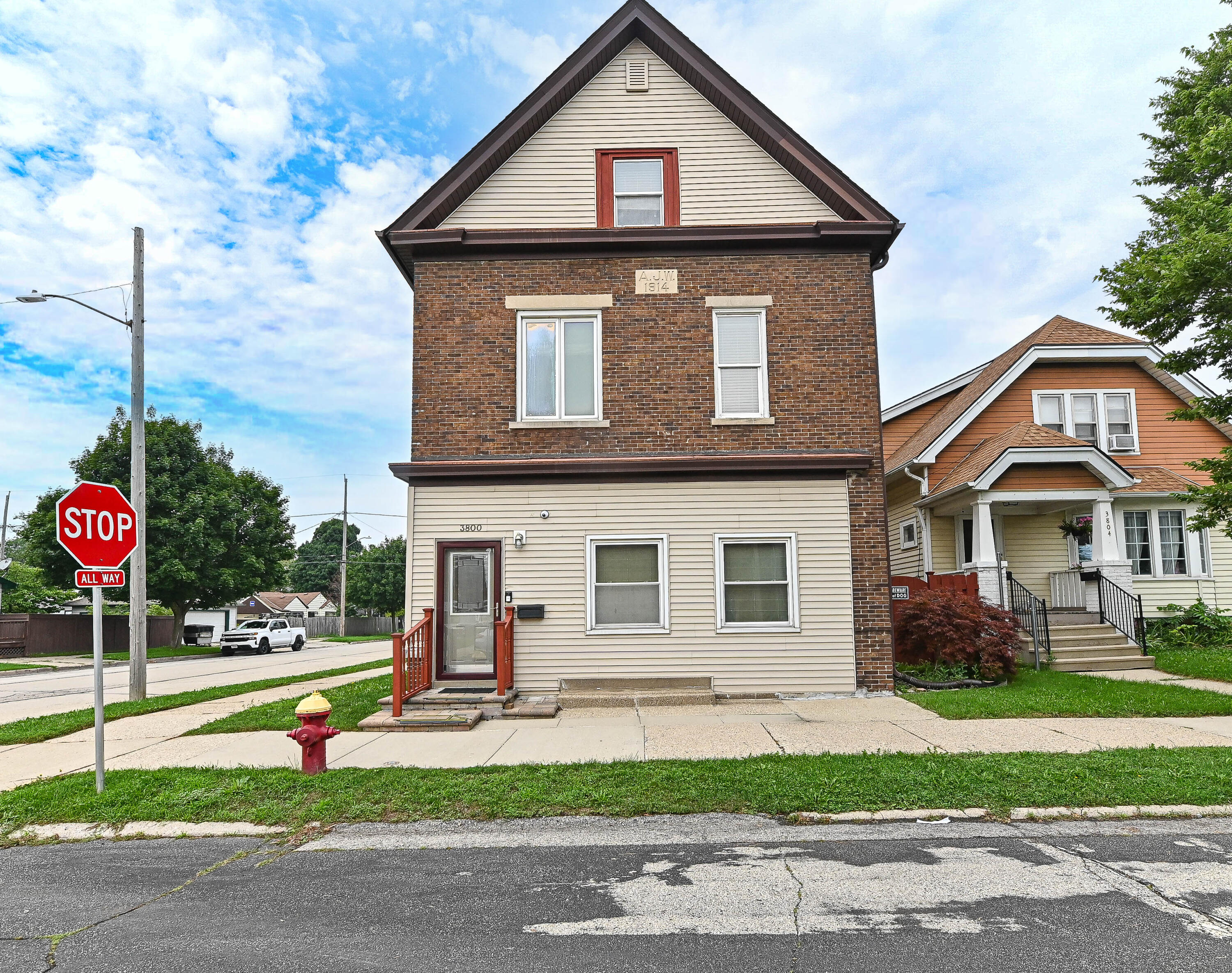3800 E Pulaski Ave Property Photo 1