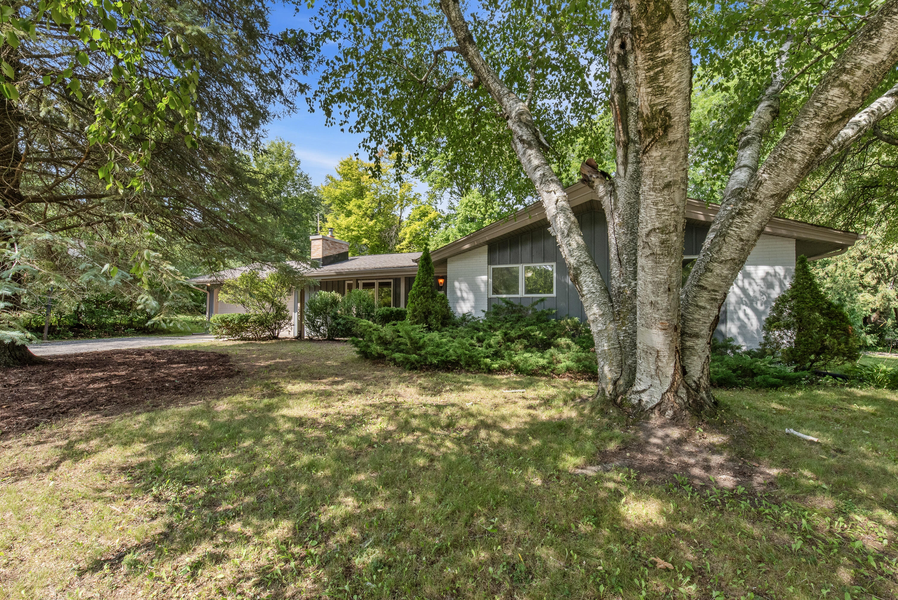 1354 Sylvan Way Property Photo 1