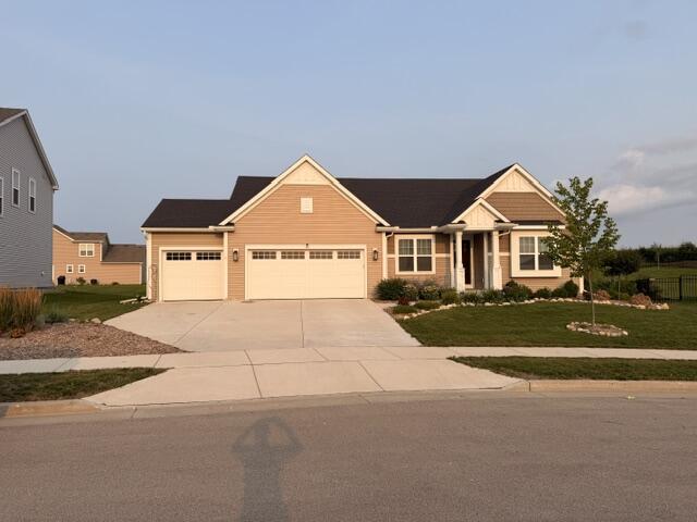 180 Emerald Cir