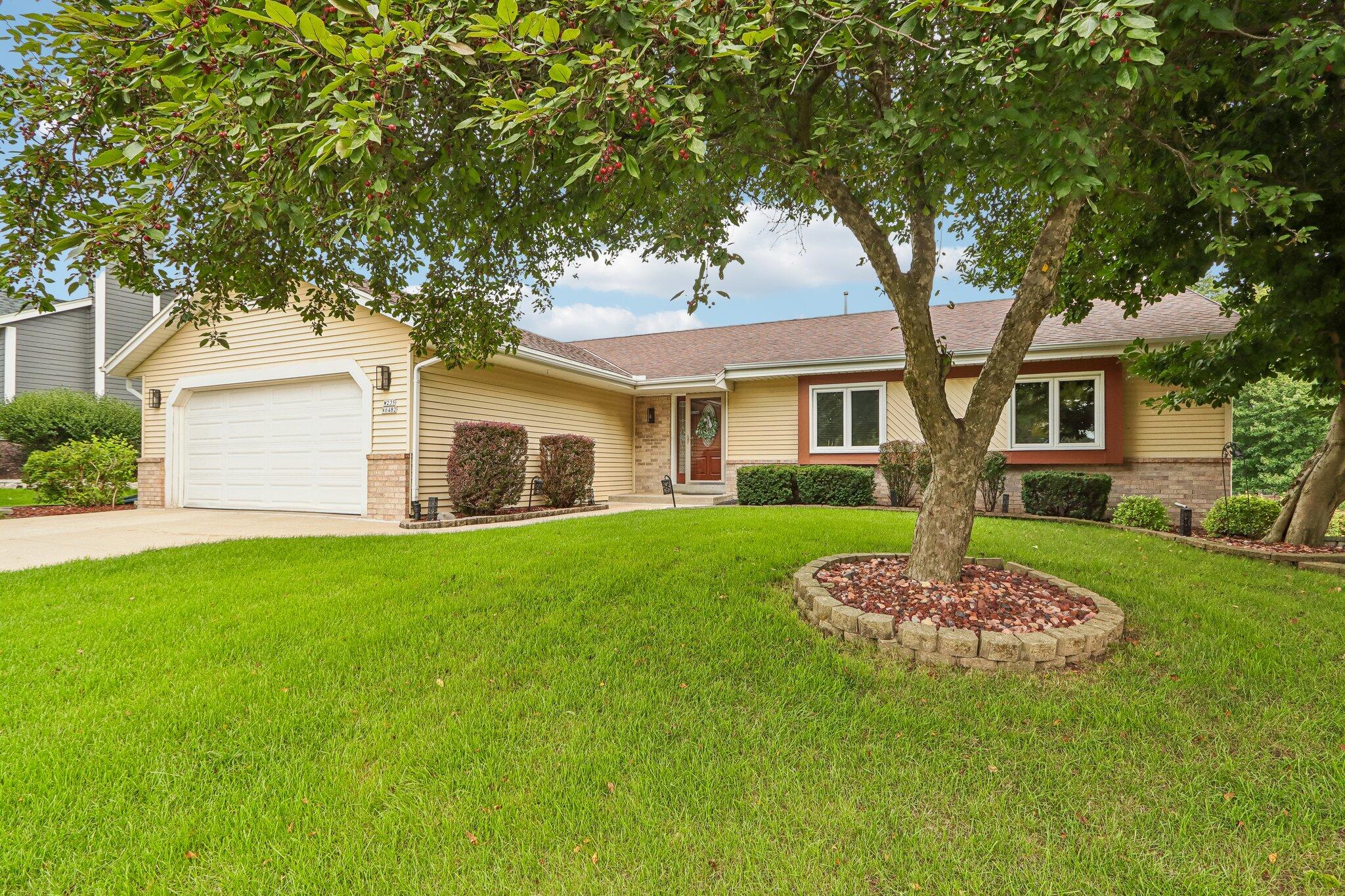 W235N6482 Outer Circle Dr