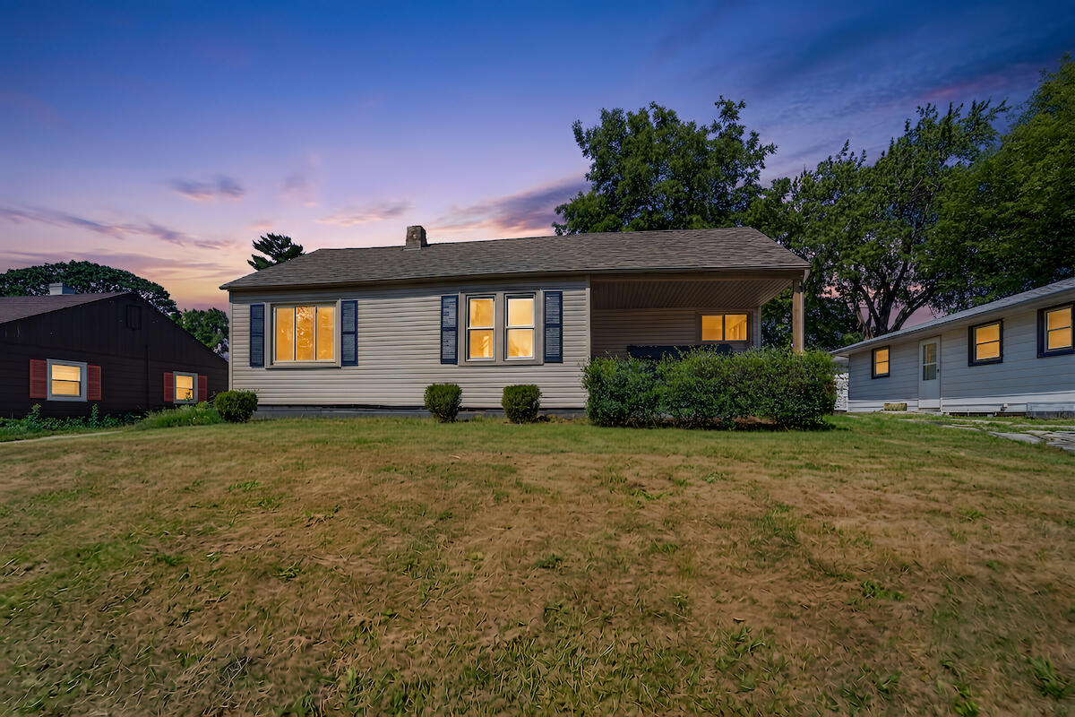 2018 Cleveland Ave Property Photo 1