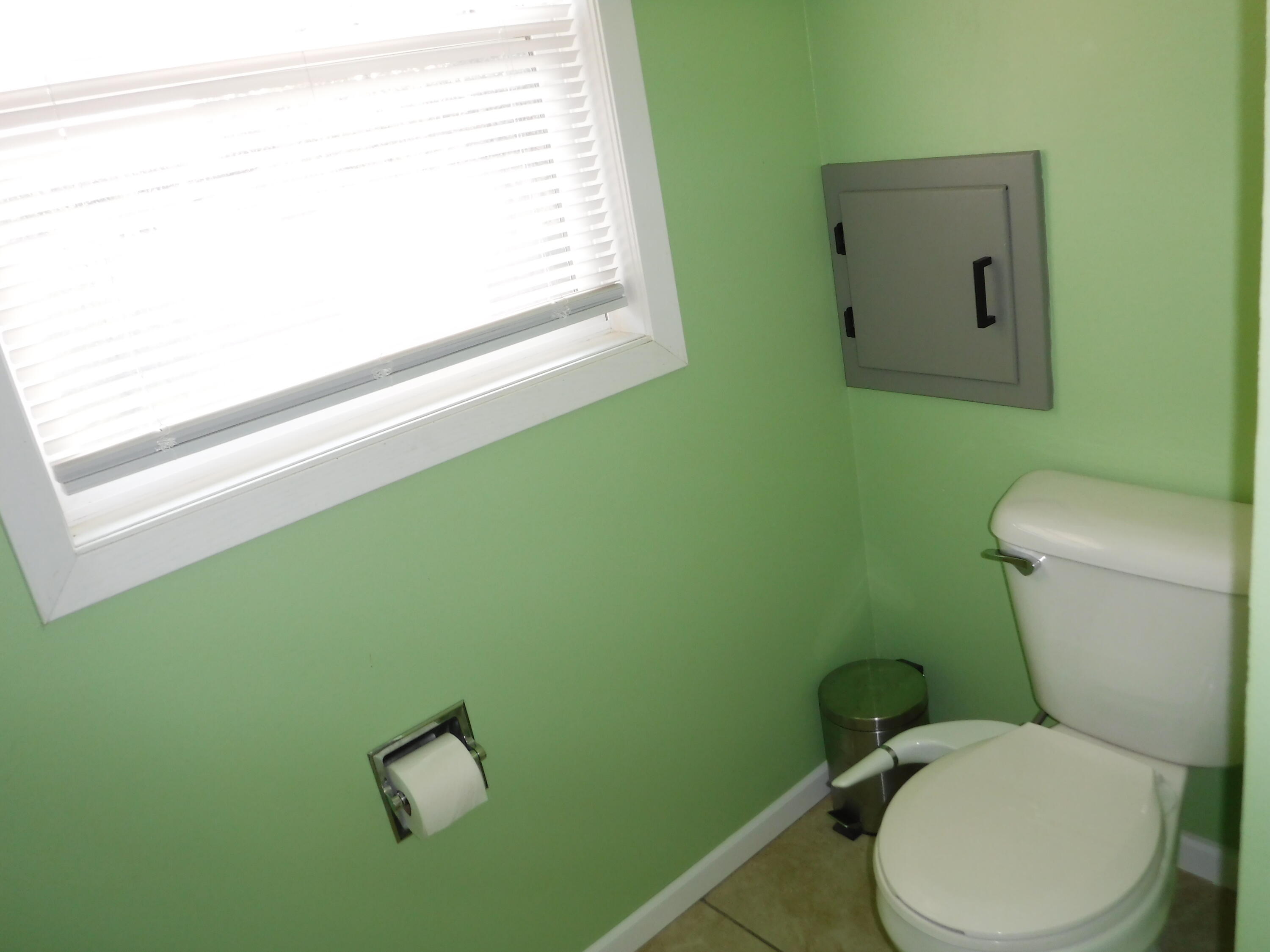 1708 Nagle Ave Property Photo 14