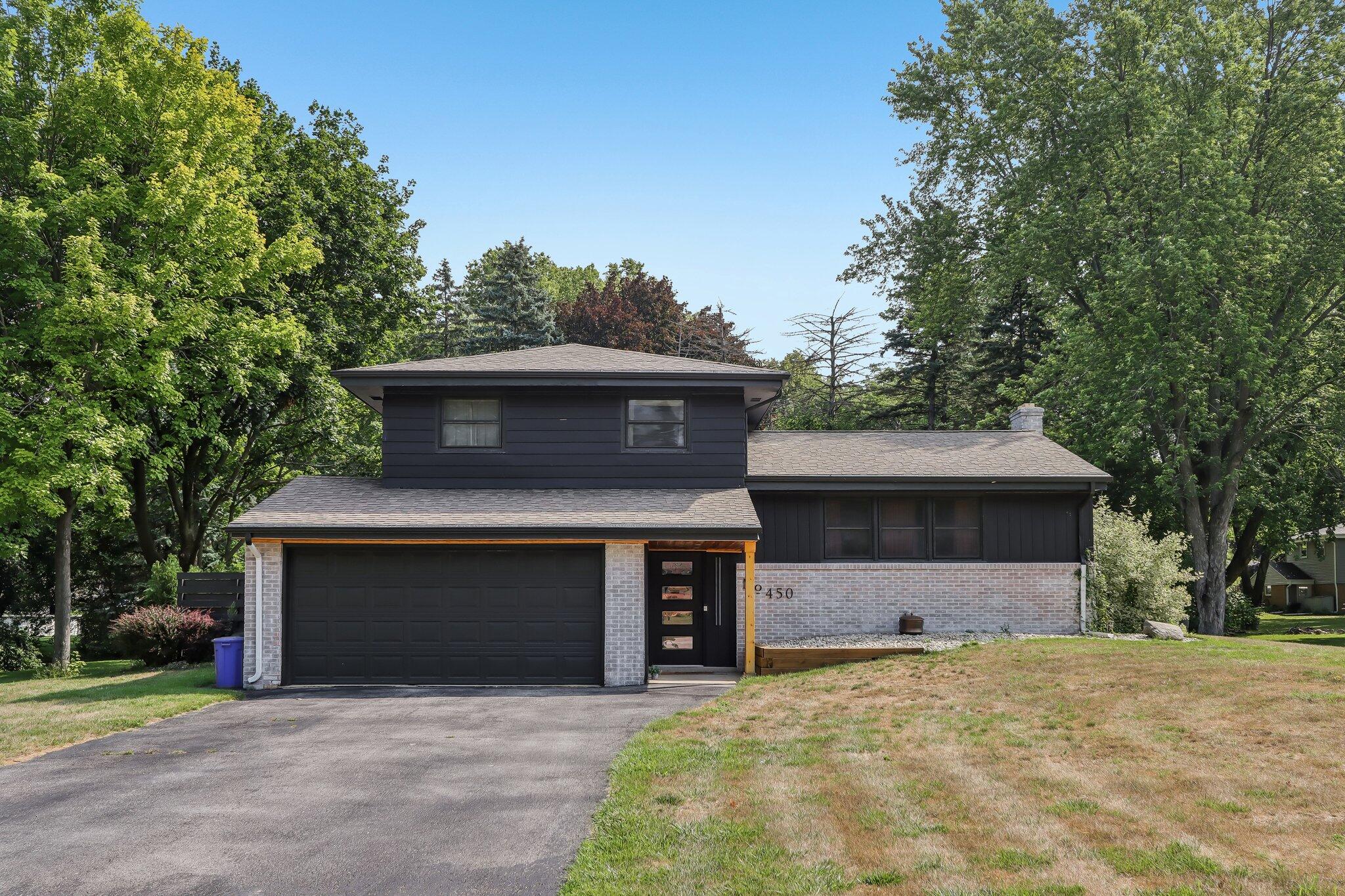450 Rip Van Winkle Dr Property Photo 1