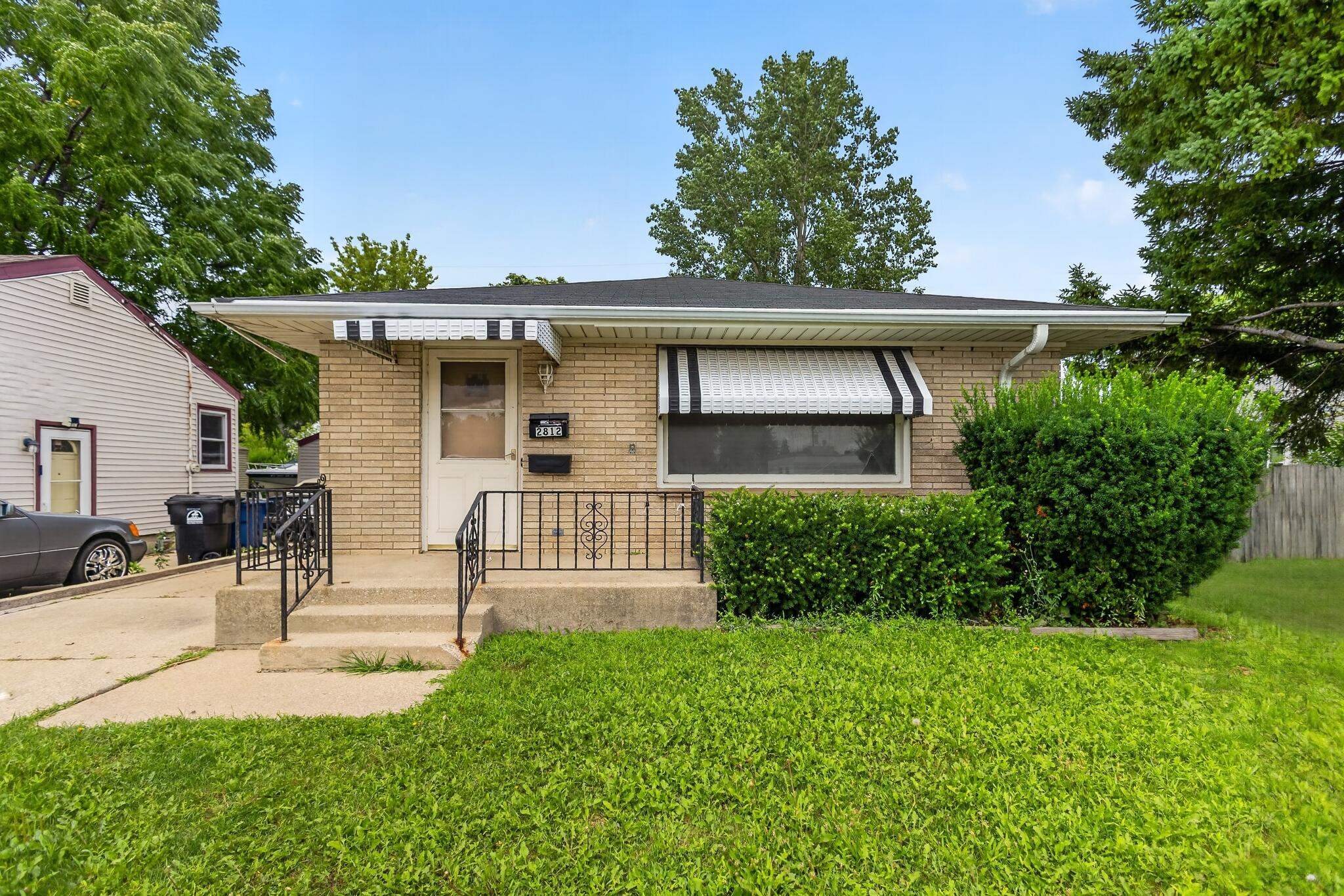 2812 Durand Ave Property Photo 1