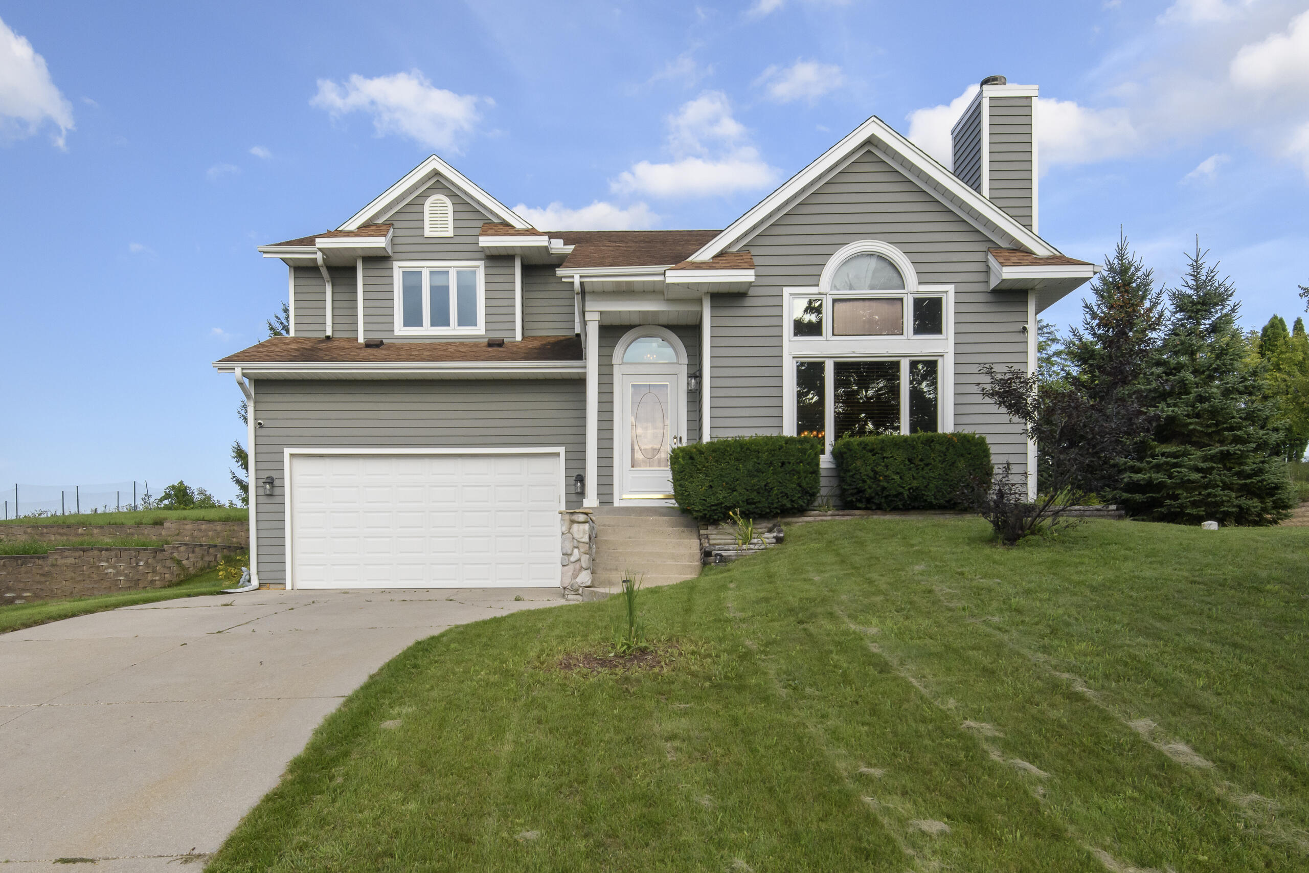 1497 Sunnyridge Rd Property Photo 1