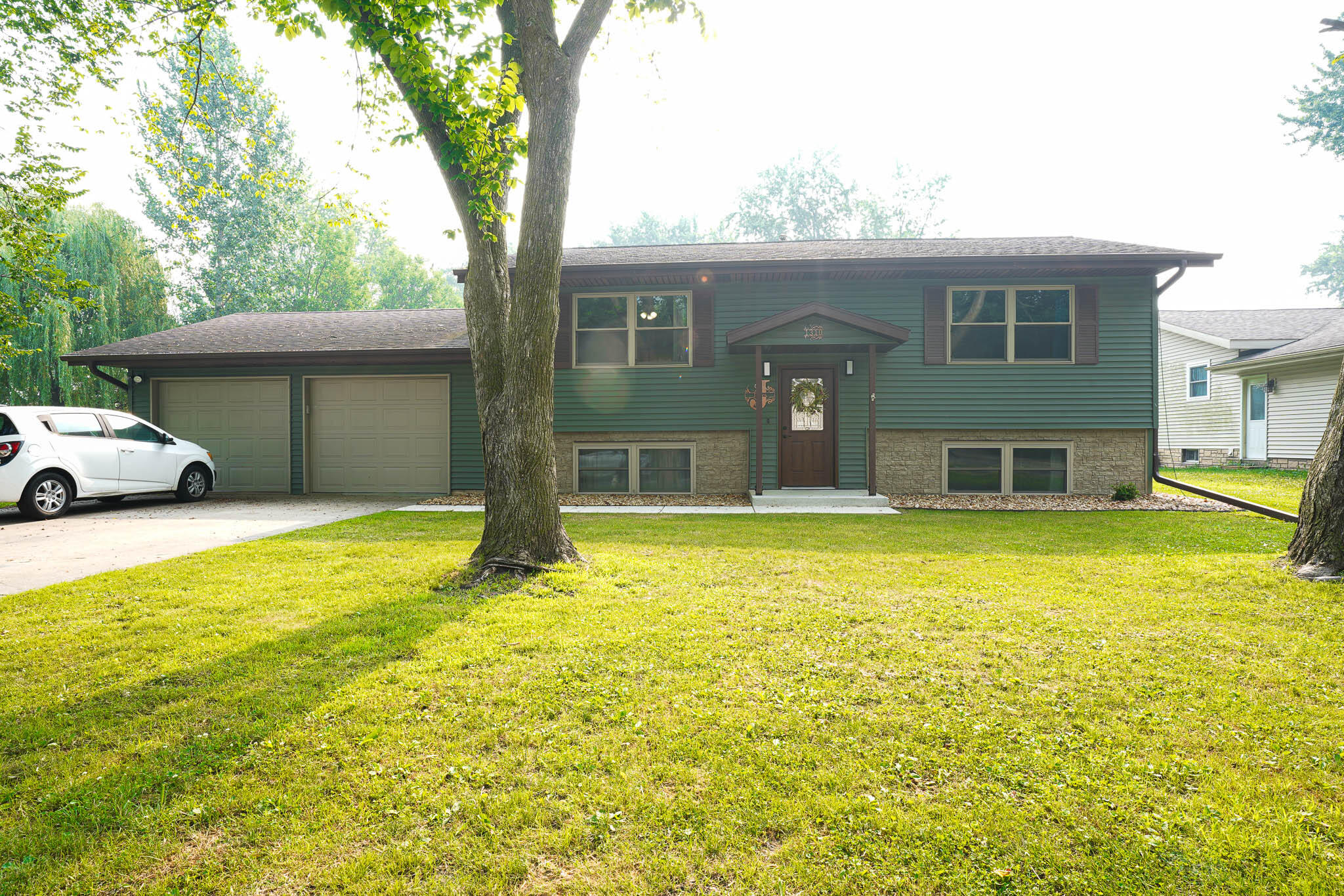 1310 Grant St Property Photo 1