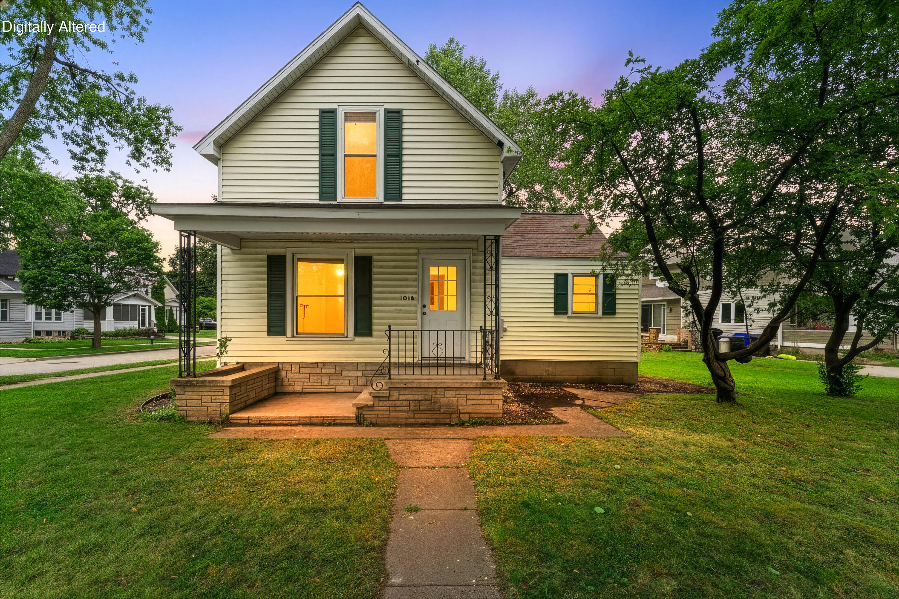 1016 E Vine St