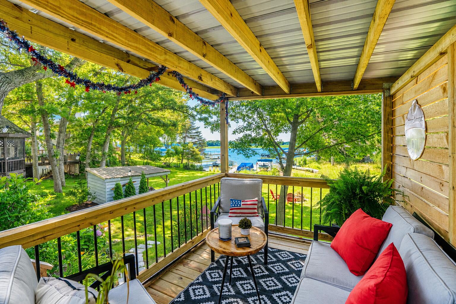 29205 White Oak Ln Property Photo 1