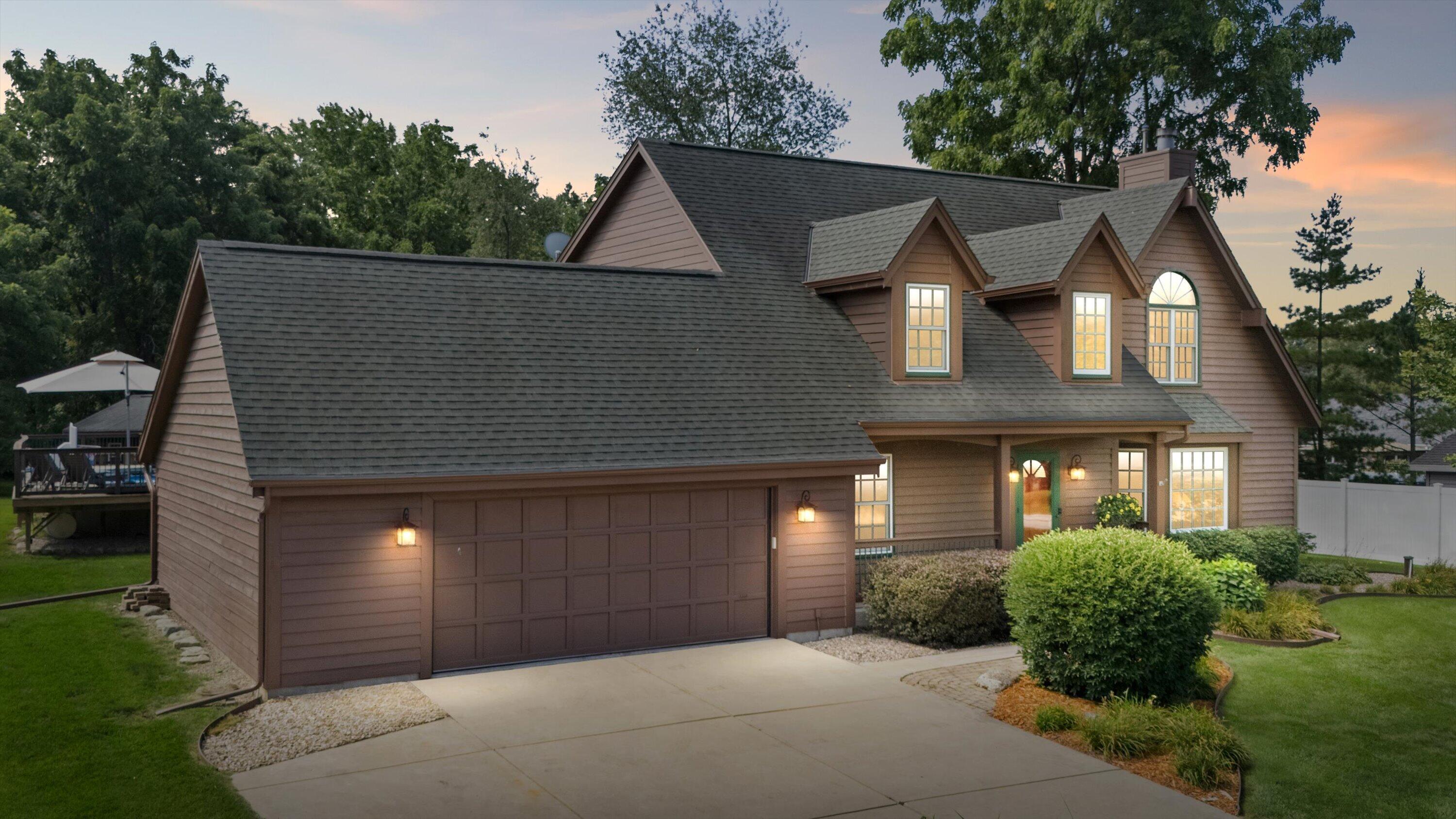 27015 Lorie Dr Property Photo 1