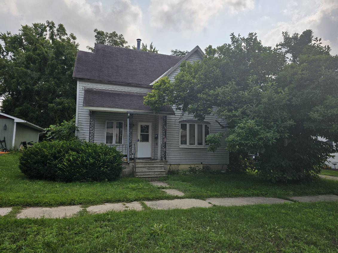 228 W Liberty St Property Photo 1