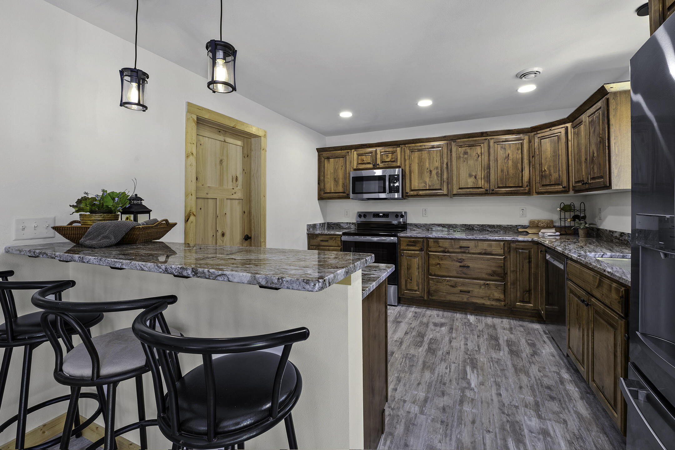 N11153 Oak Ln