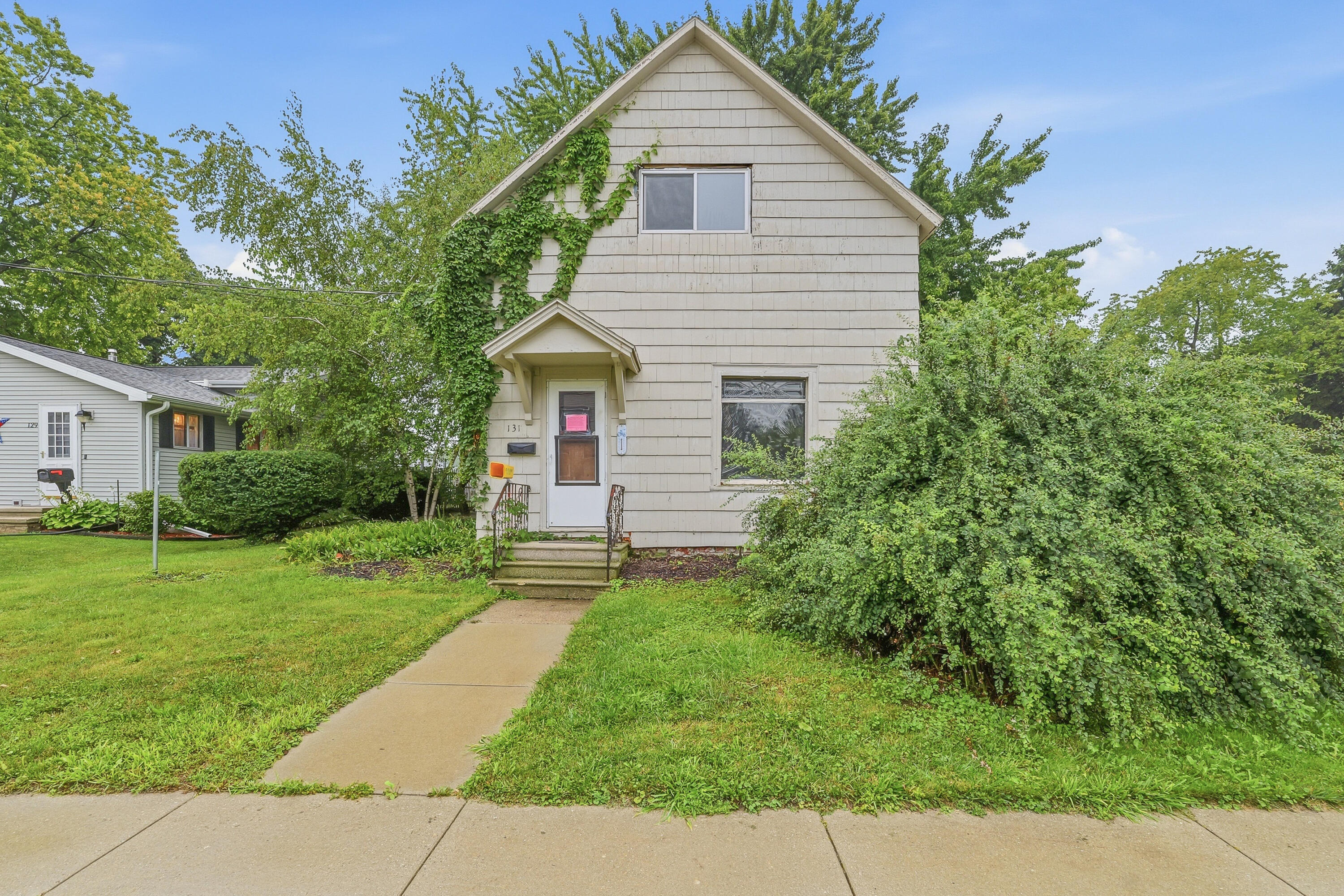 131 Harrison St Property Photo 1