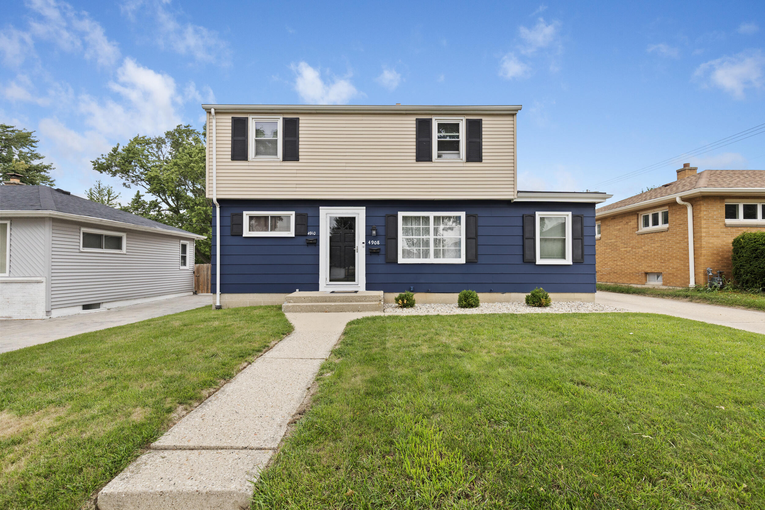 4908 W Lynndale Ave Property Photo 1