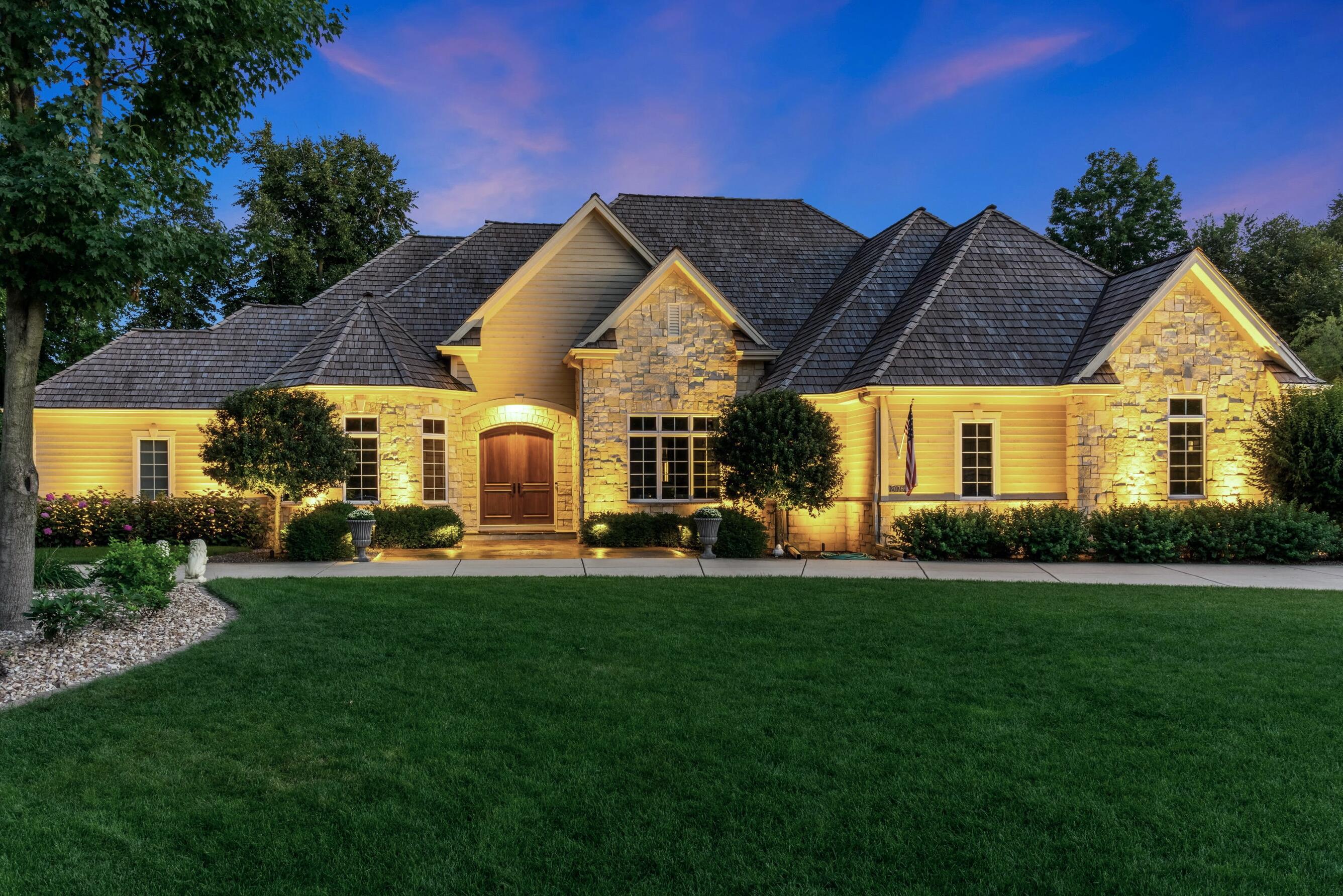 20765 Lincolnshire Ct Property Photo 1