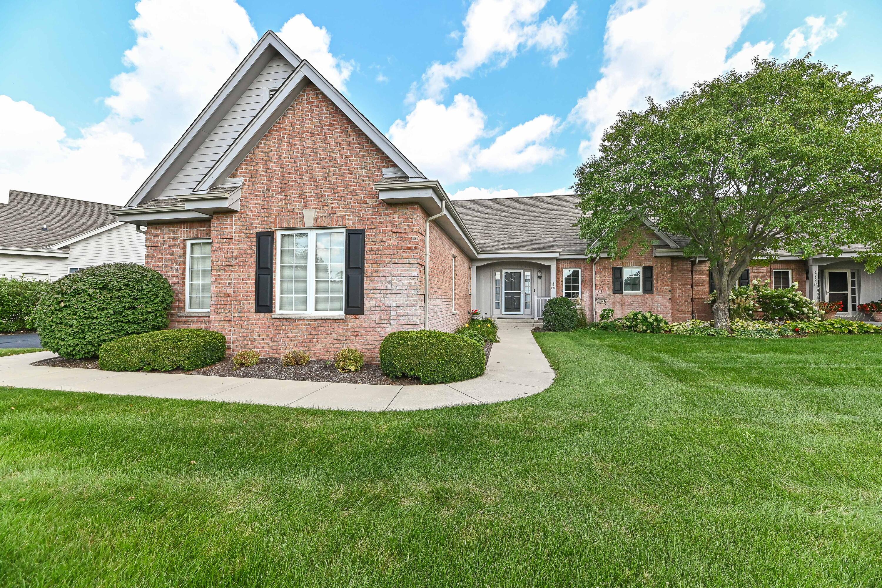 222 Eagle Cove Cir Property Photo 1