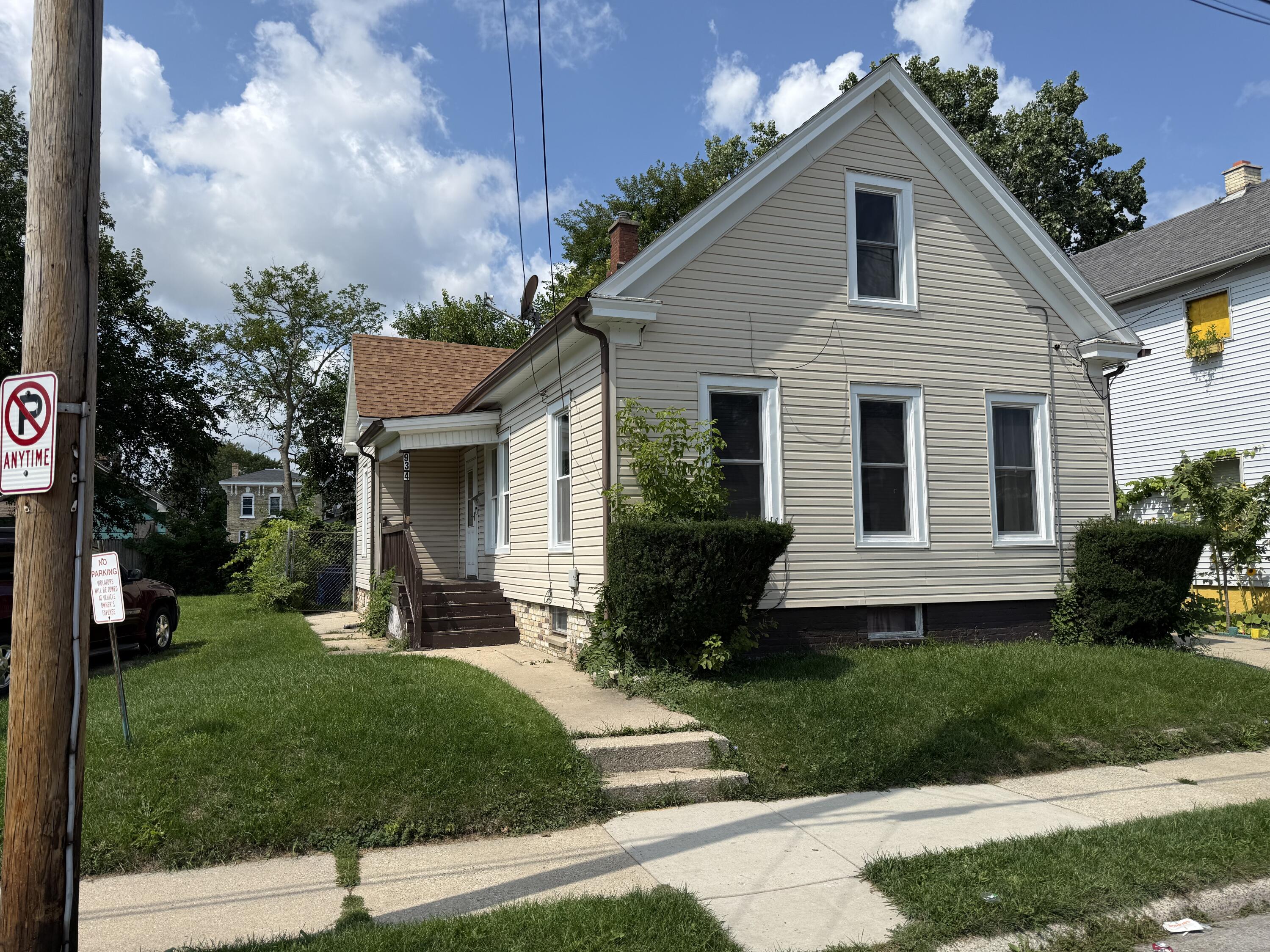 934 Wilson St Property Photo 1