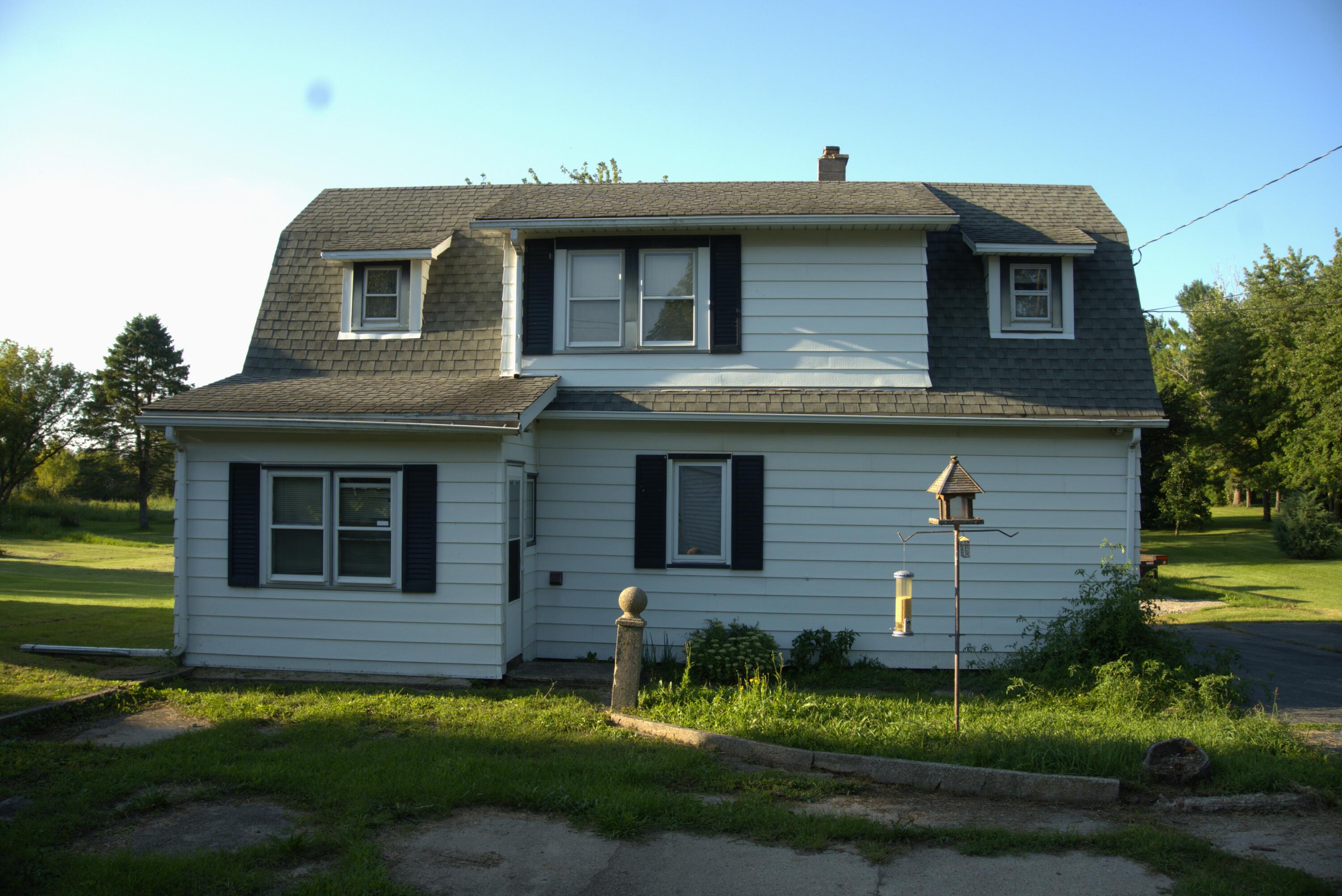 7816 12th St Property Photo 1