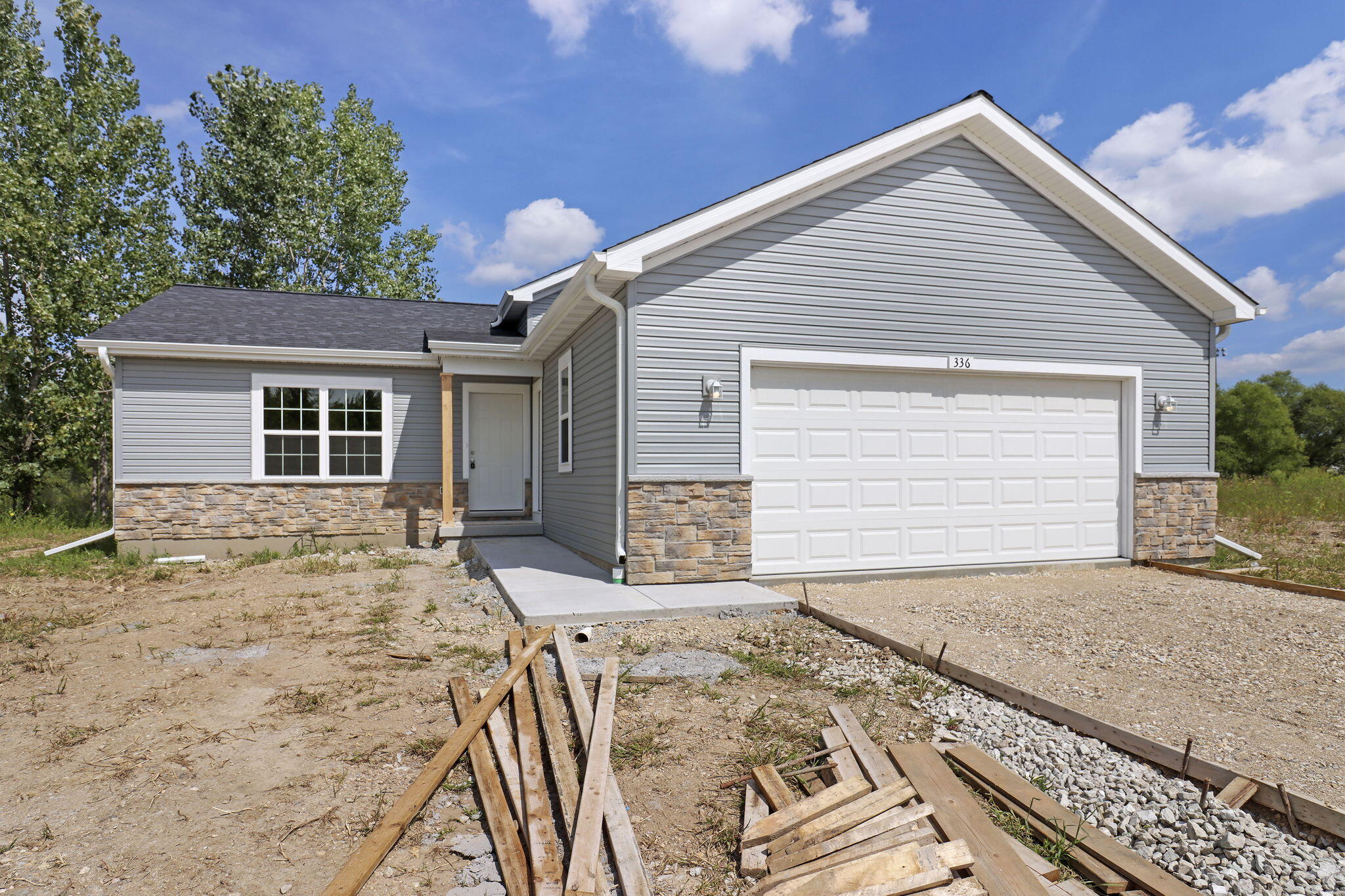 336 Parker Dr Property Photo 1