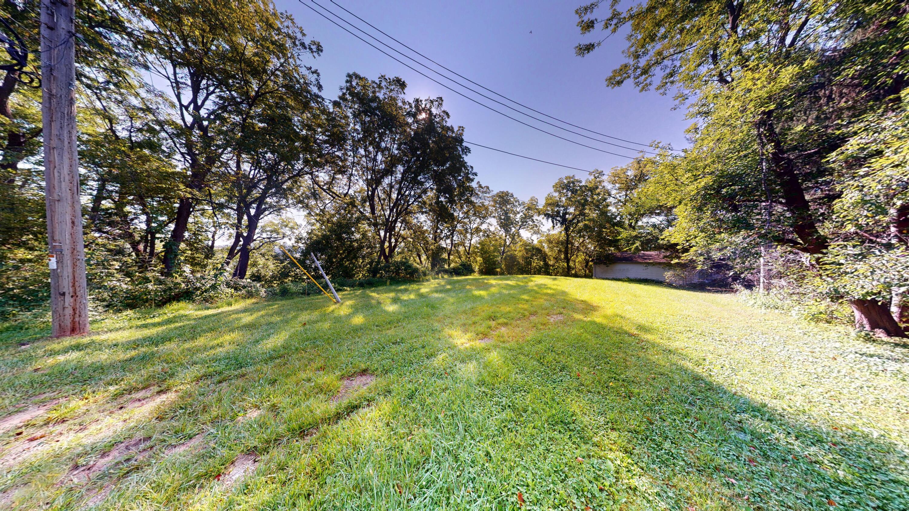 16822 S 5th St Property Photo 1