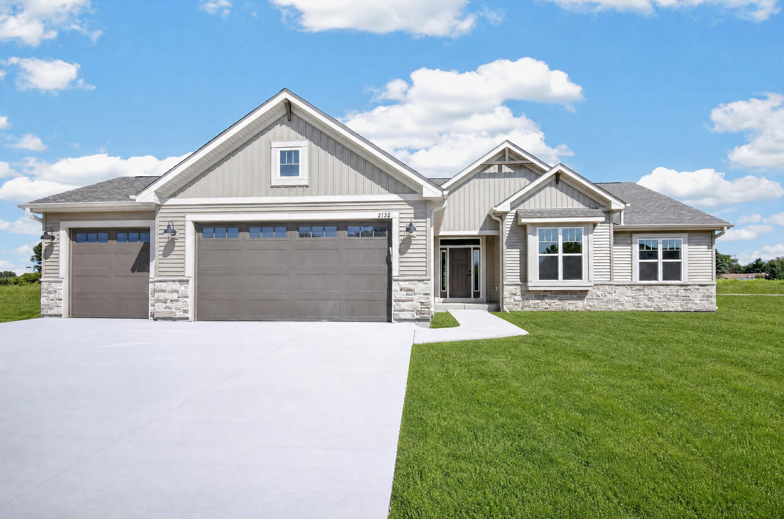 2132 River Glen Way Property Photo 1