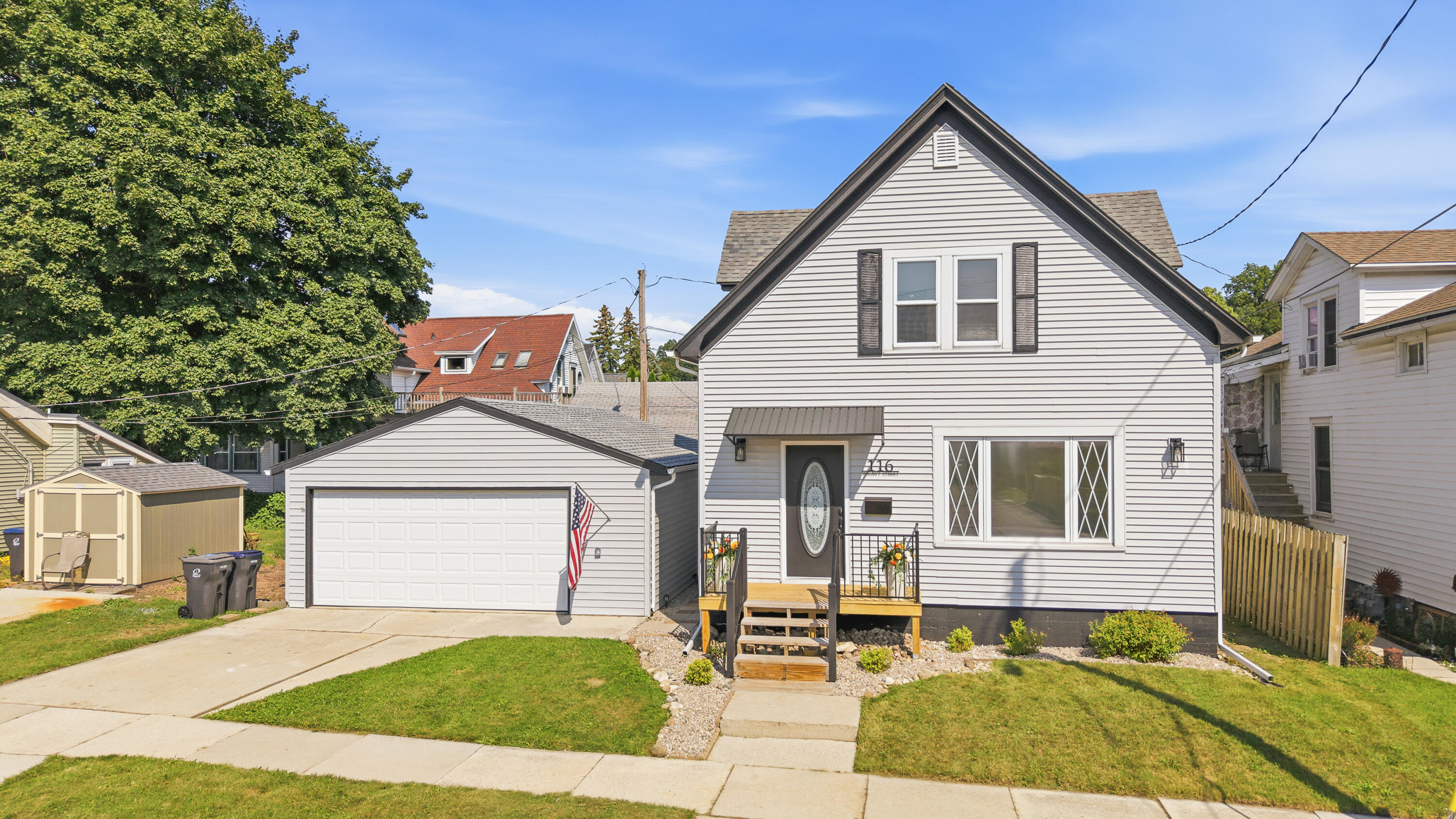 116 Walnut St Property Photo 1