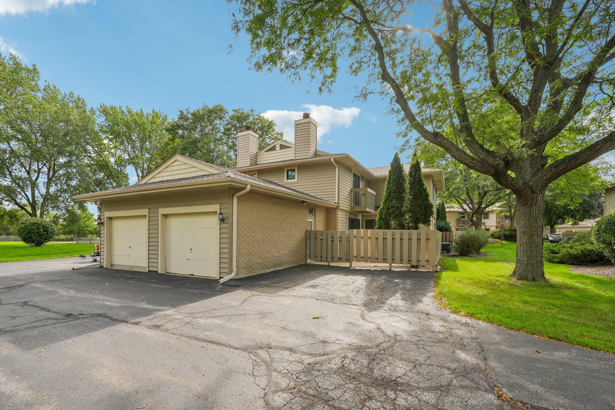 1745 S Carriage Ln Property Photo 1
