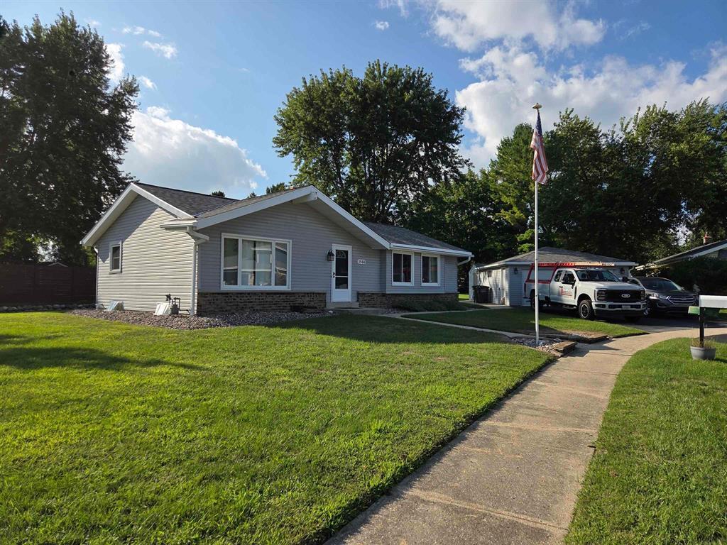 1544 Riverdale Dr Property Photo 1