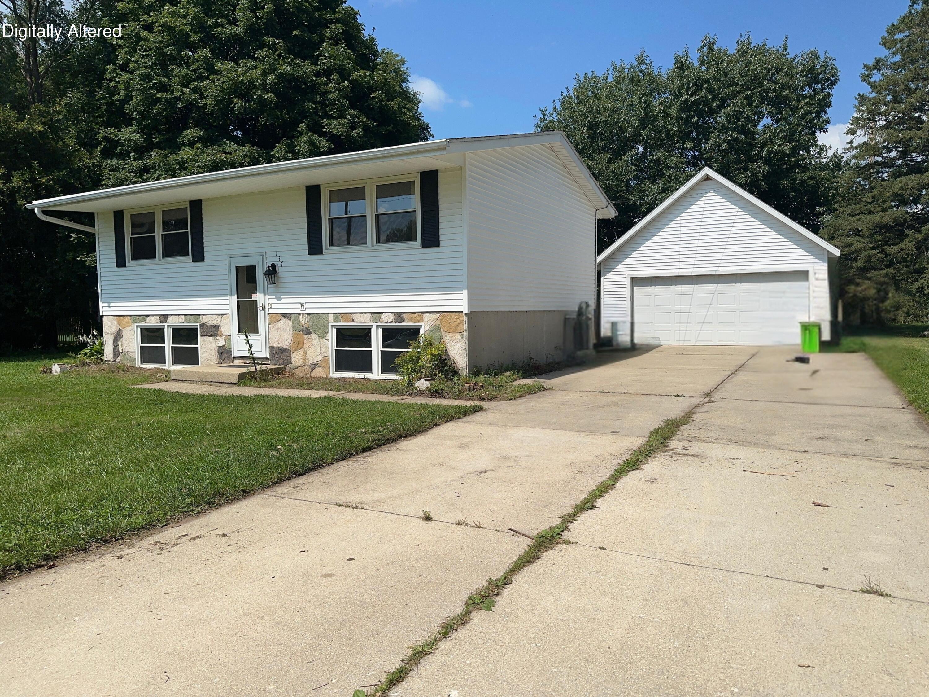 137 Marino Ave Property Photo 1