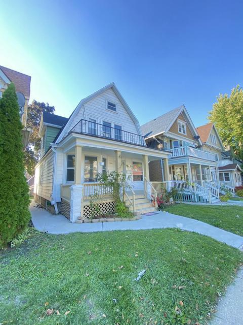 1009 S 35th St Property Photo 1