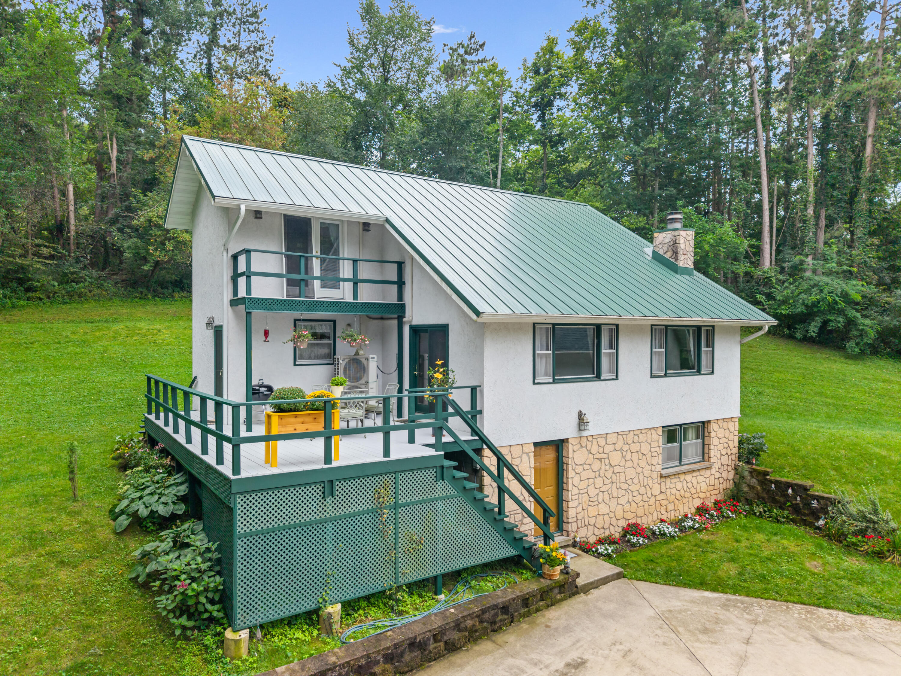13611 State 16 - Property Photo 1