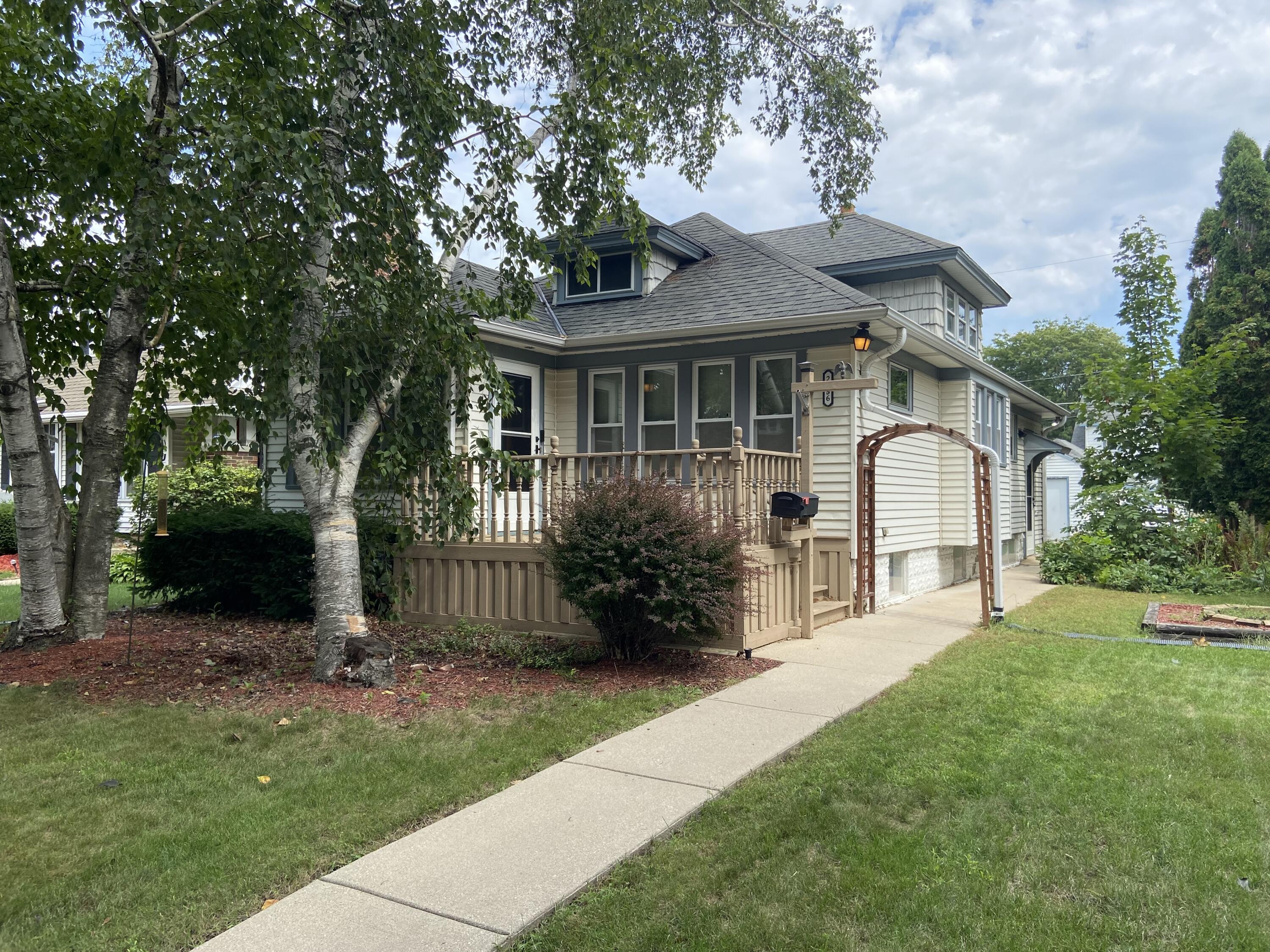 2156 S Livingston Ter Property Photo 1