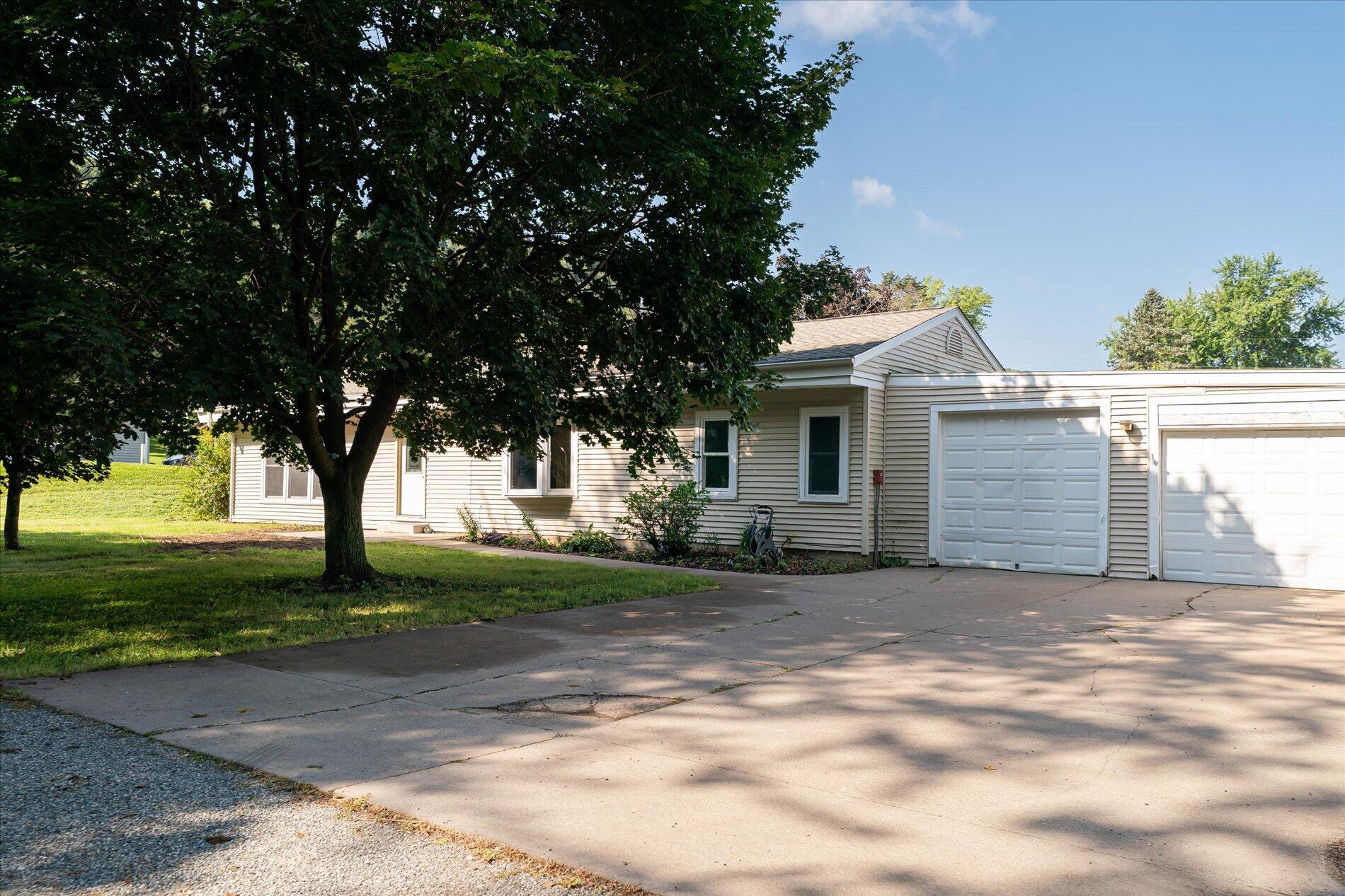N3563 Edgewood Dr Property Photo 1