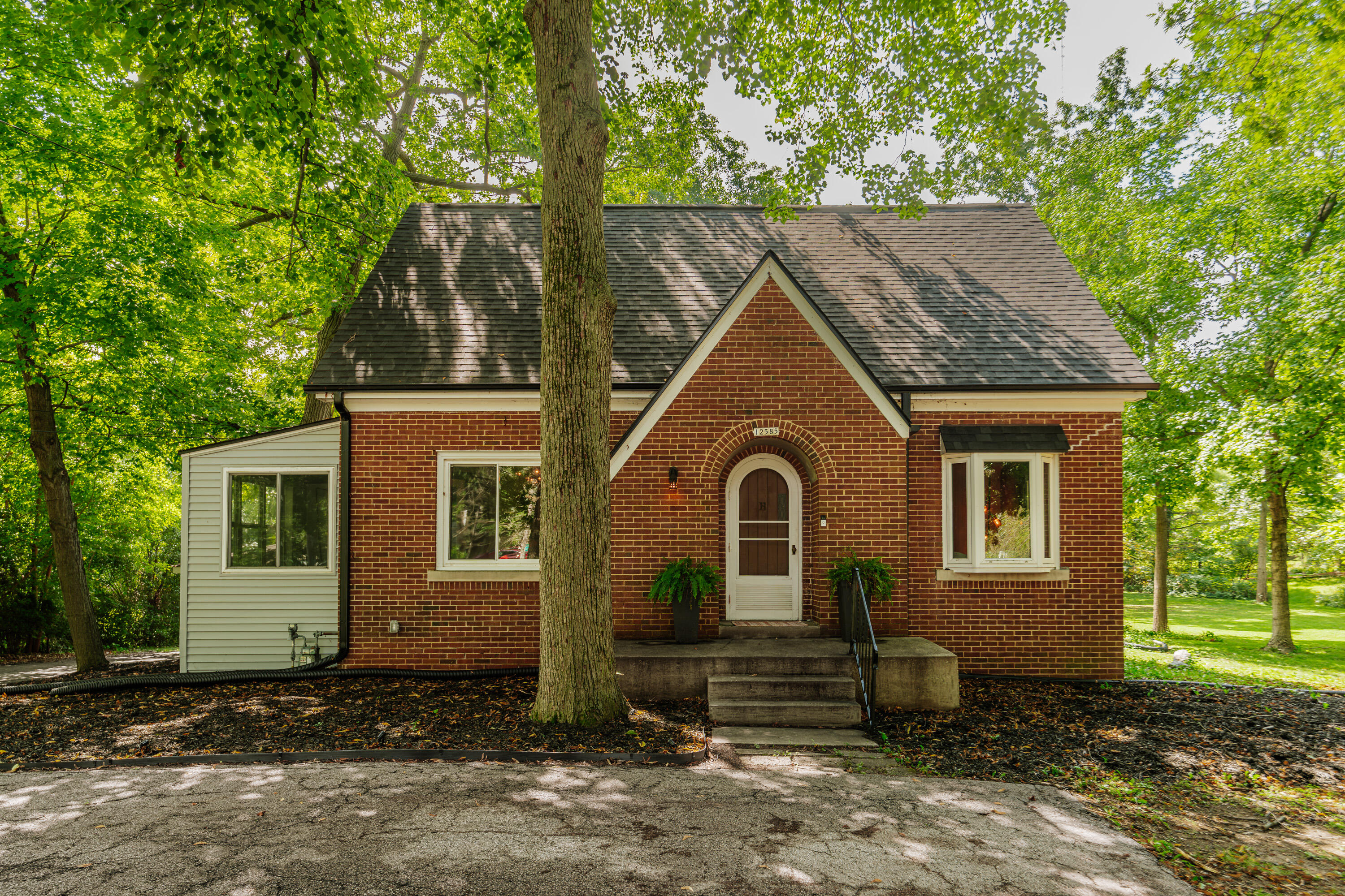 12585 W Cold Spring Rd Property Photo 1