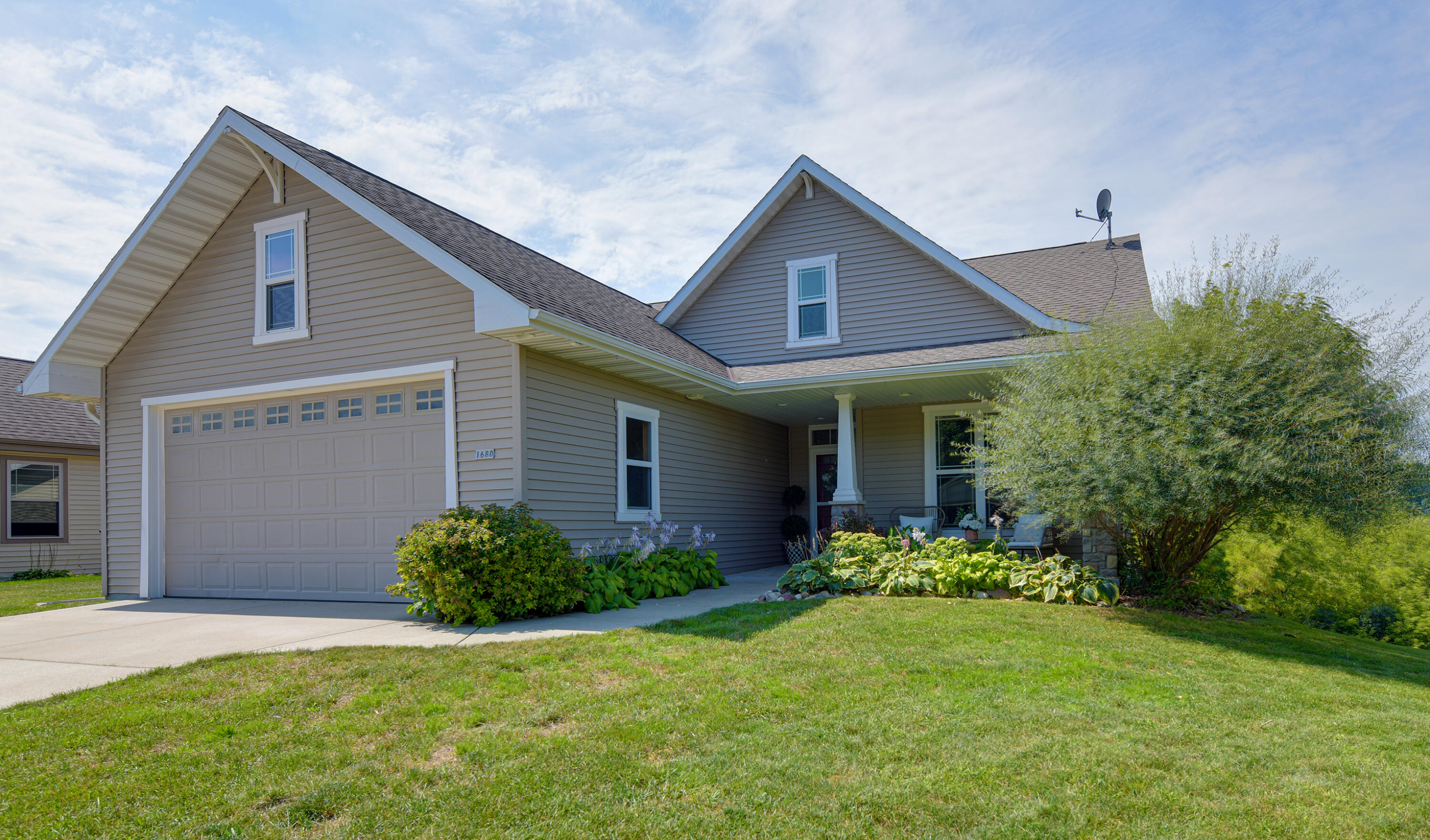1680 Great Forest Dr Property Photo 1