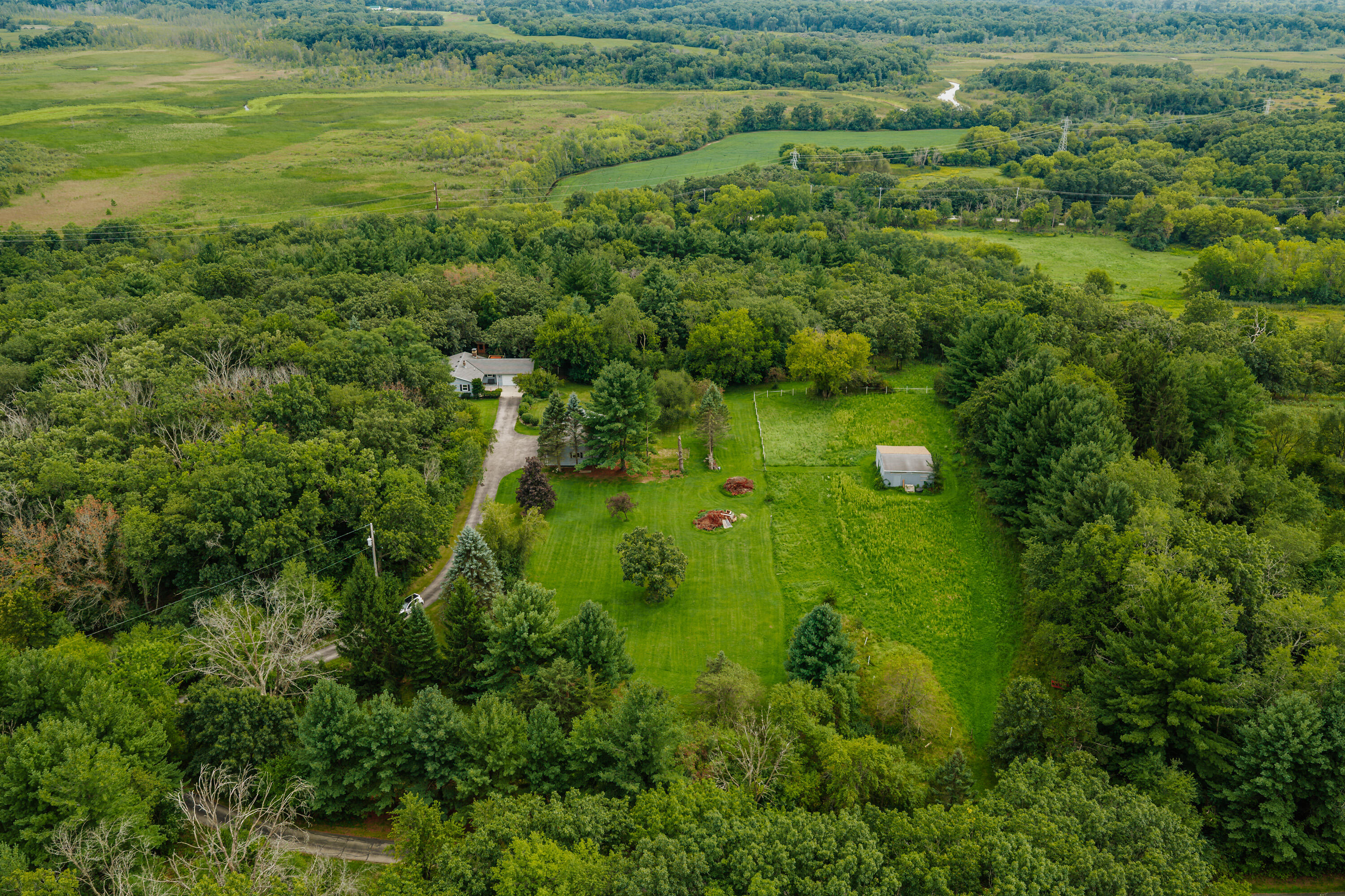 S100w31478 County Road Lo - Property Photo 1