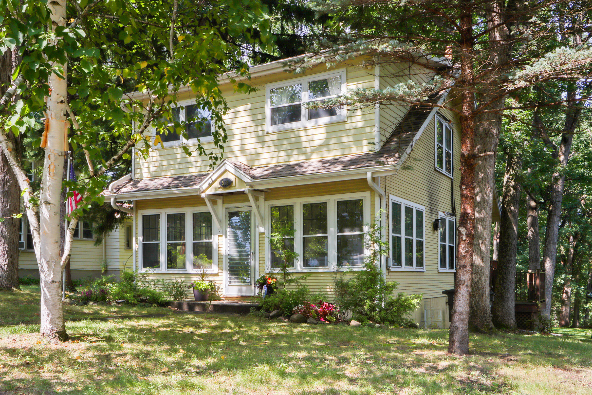 558 Berwyn Dr Property Photo 1