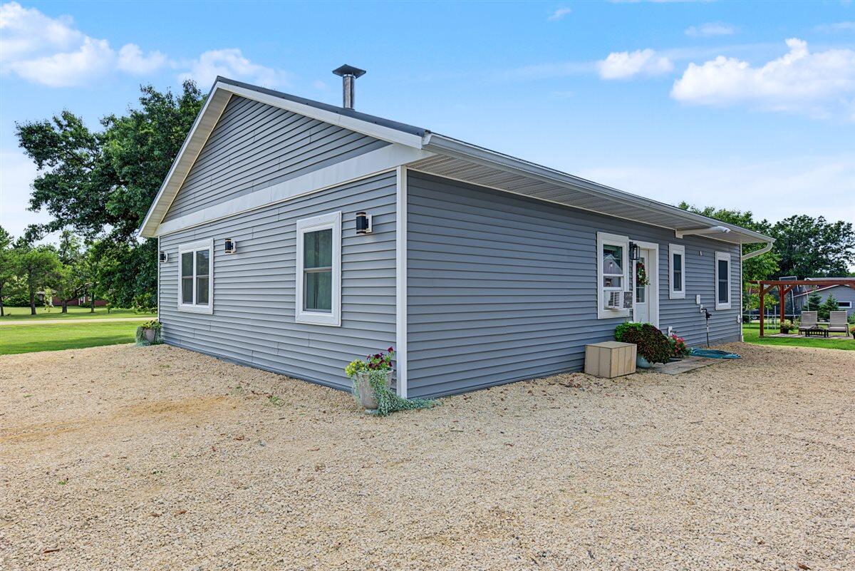 16291 Hassock Ave Property Photo 1