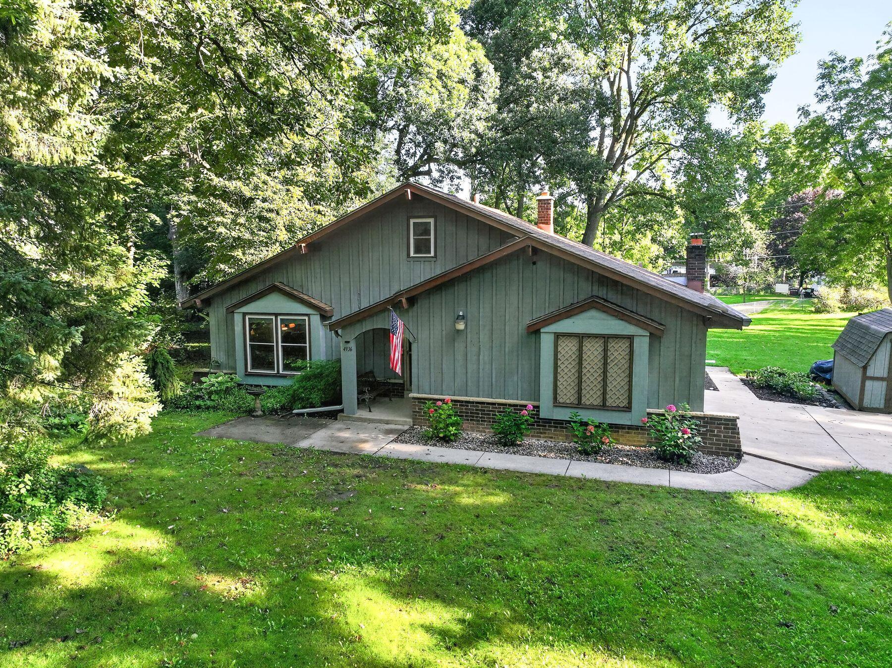 4936 Deerwood Dr Property Photo 1