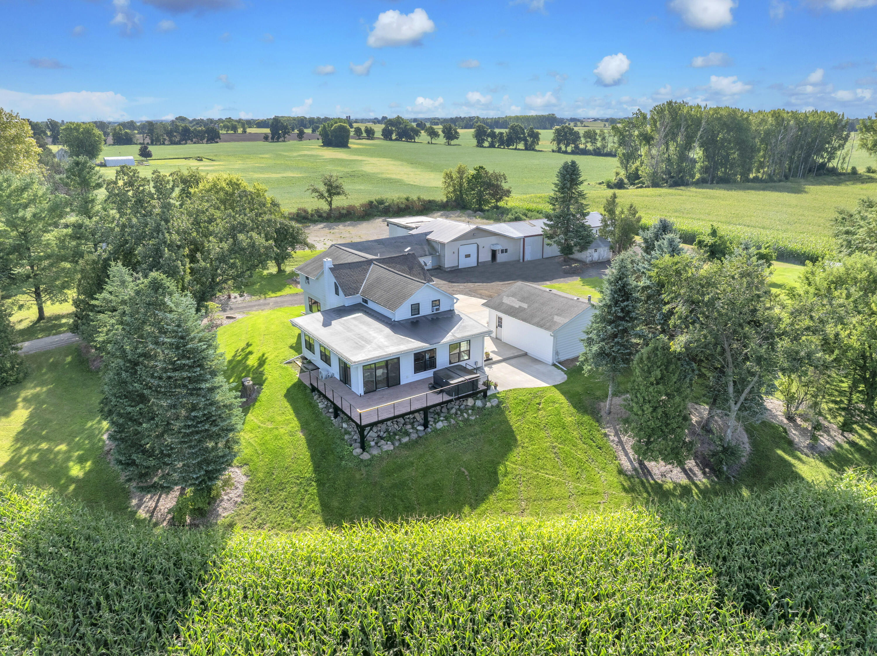 W10716 Konow Rd