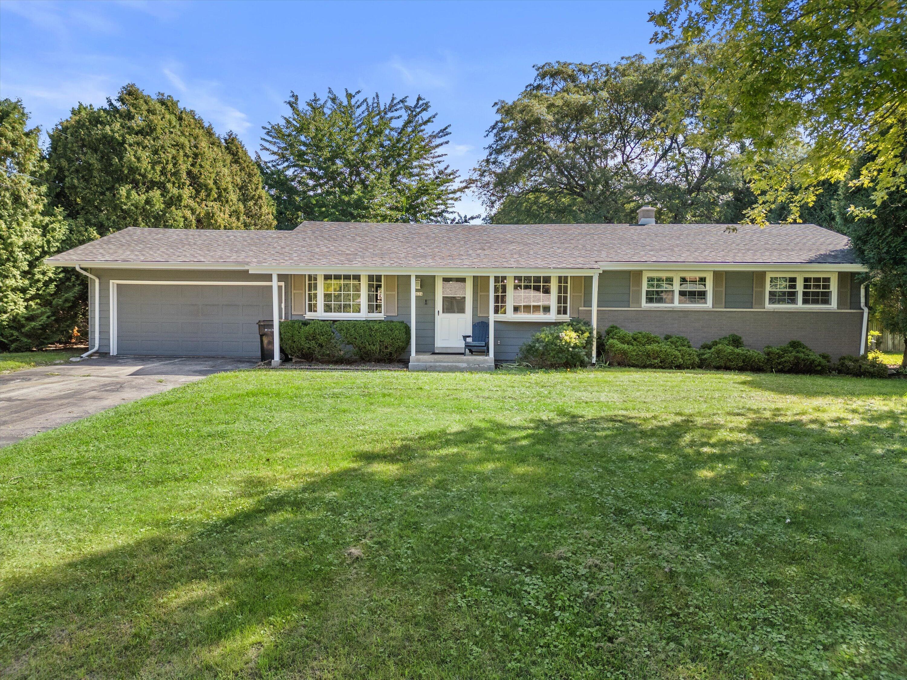 8626 N 62nd St Property Photo 1