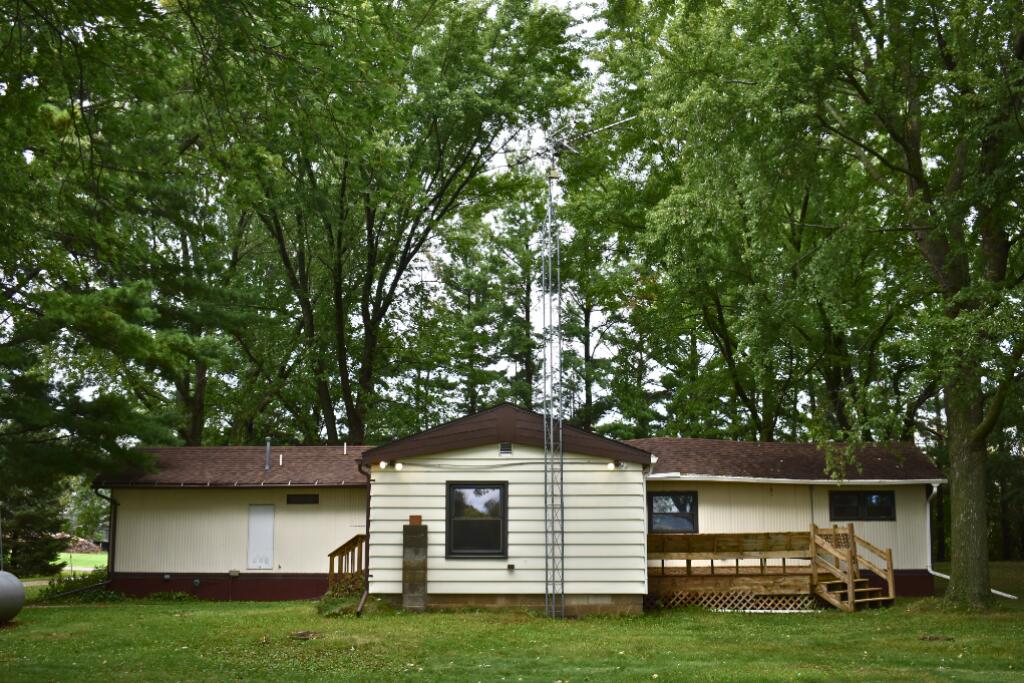 W7017 Redwood Rd Property Photo 1