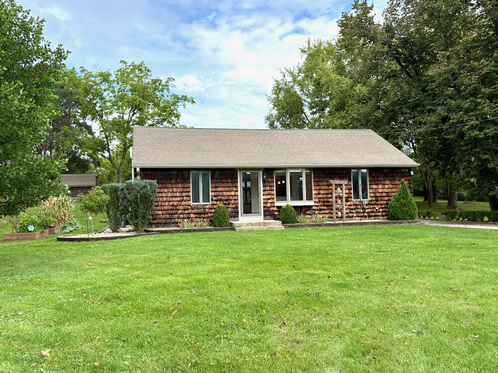 3640 W 7 Mile Rd Property Photo 1