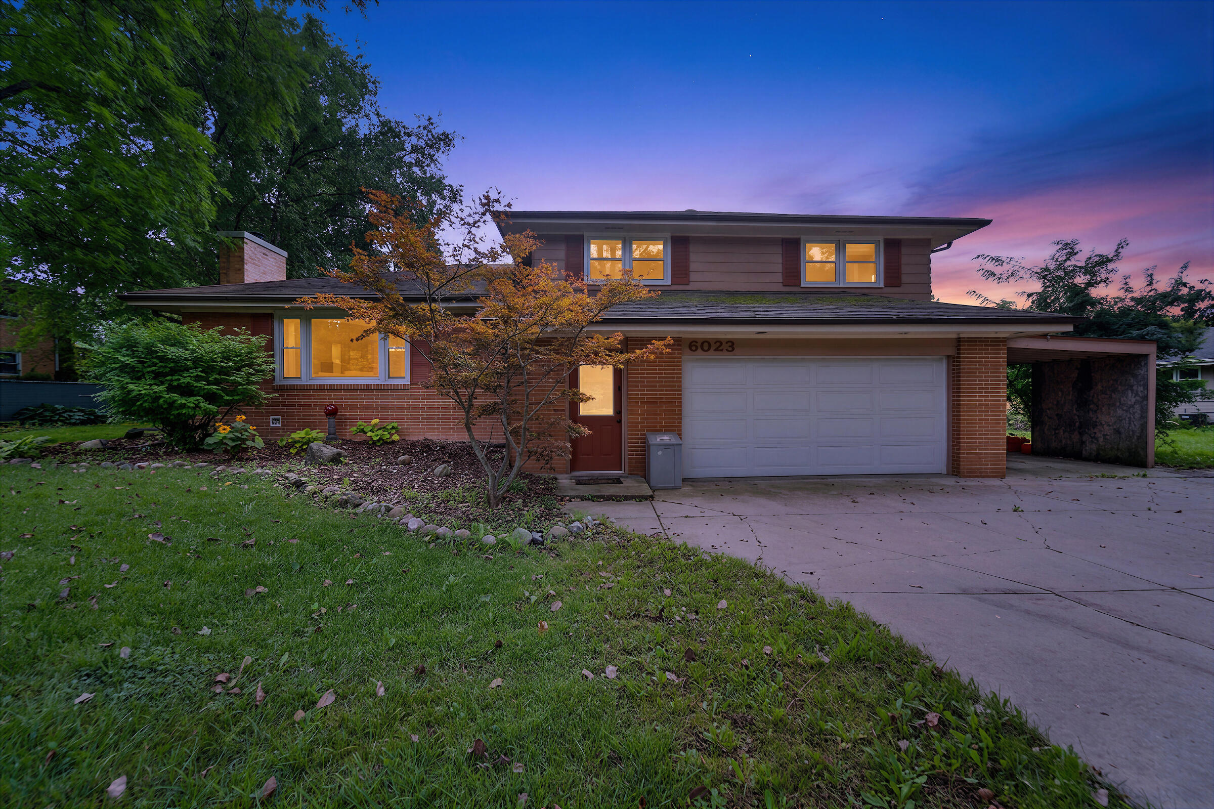 6023 Princeton Ln Property Photo 1