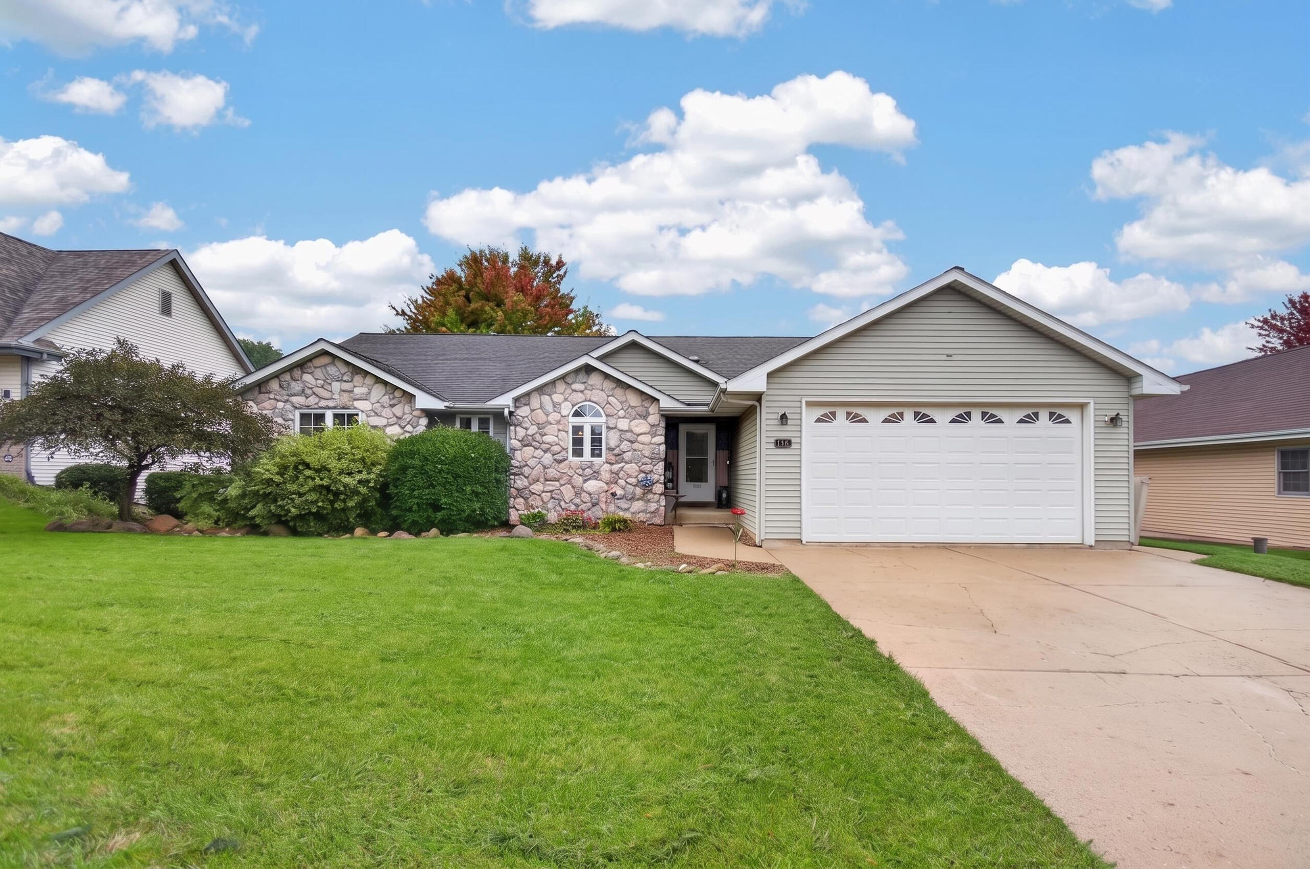 6116 248th Ct Property Photo 1