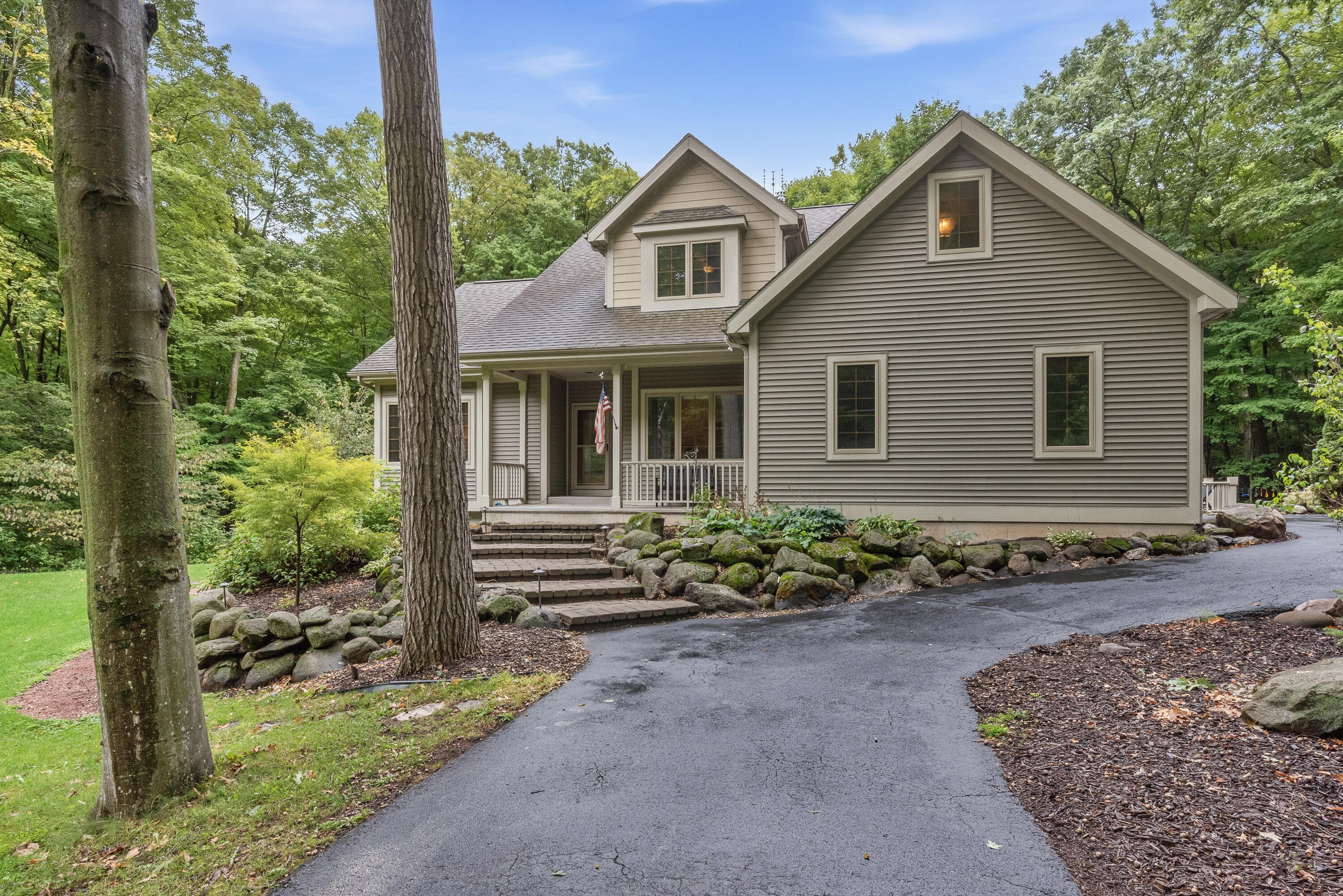 W6387 Karpathy Ln Property Photo 1