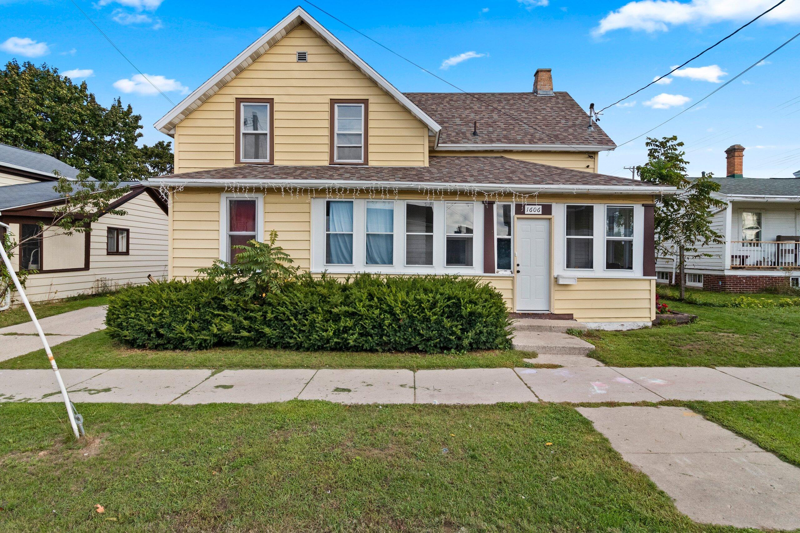 1606 20th St Property Photo 1